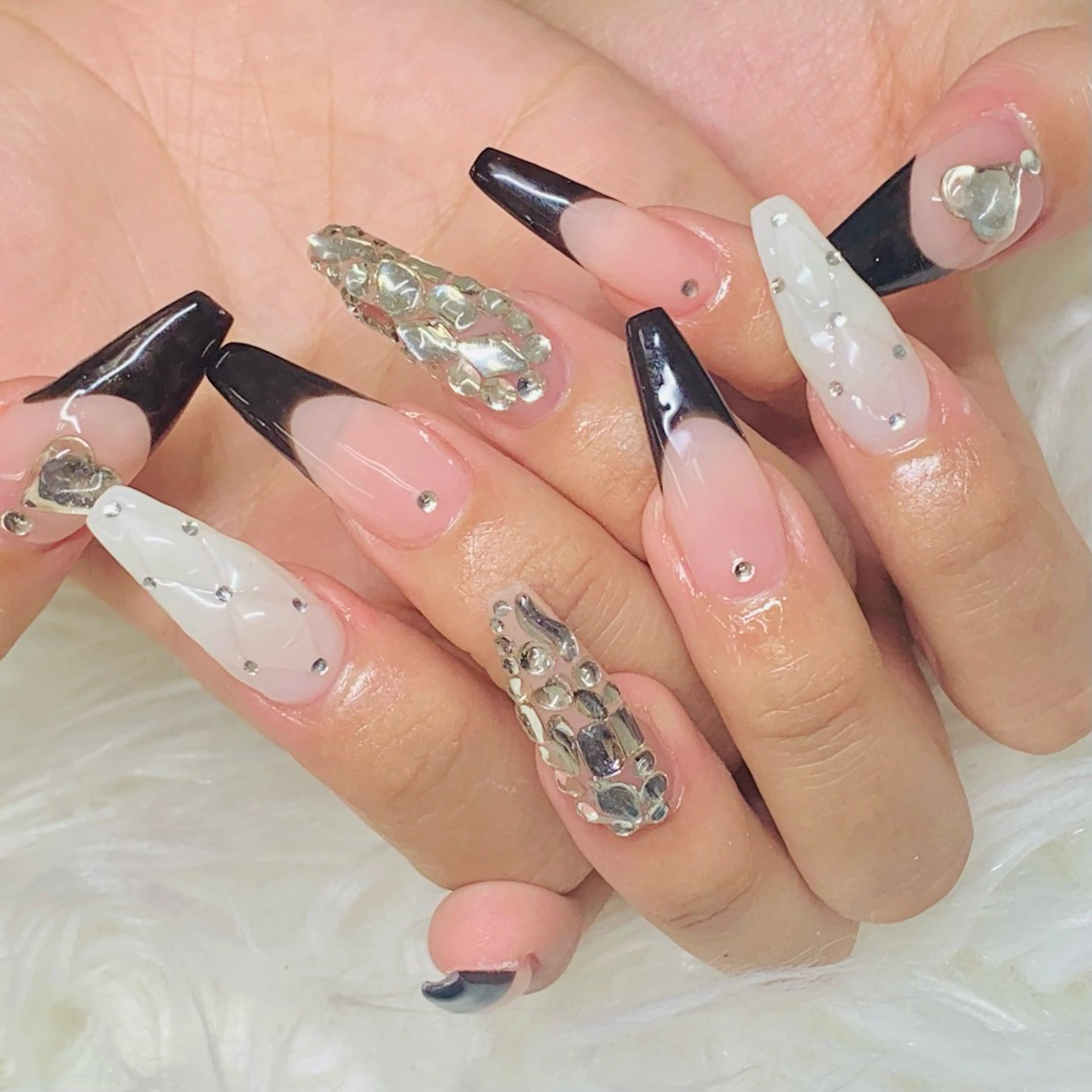ネイル チークネイル 長さ出し フラッシュネイル フレンチネイル グラデーション ハンドネイル AN NAIL SALONのネイルデザイン