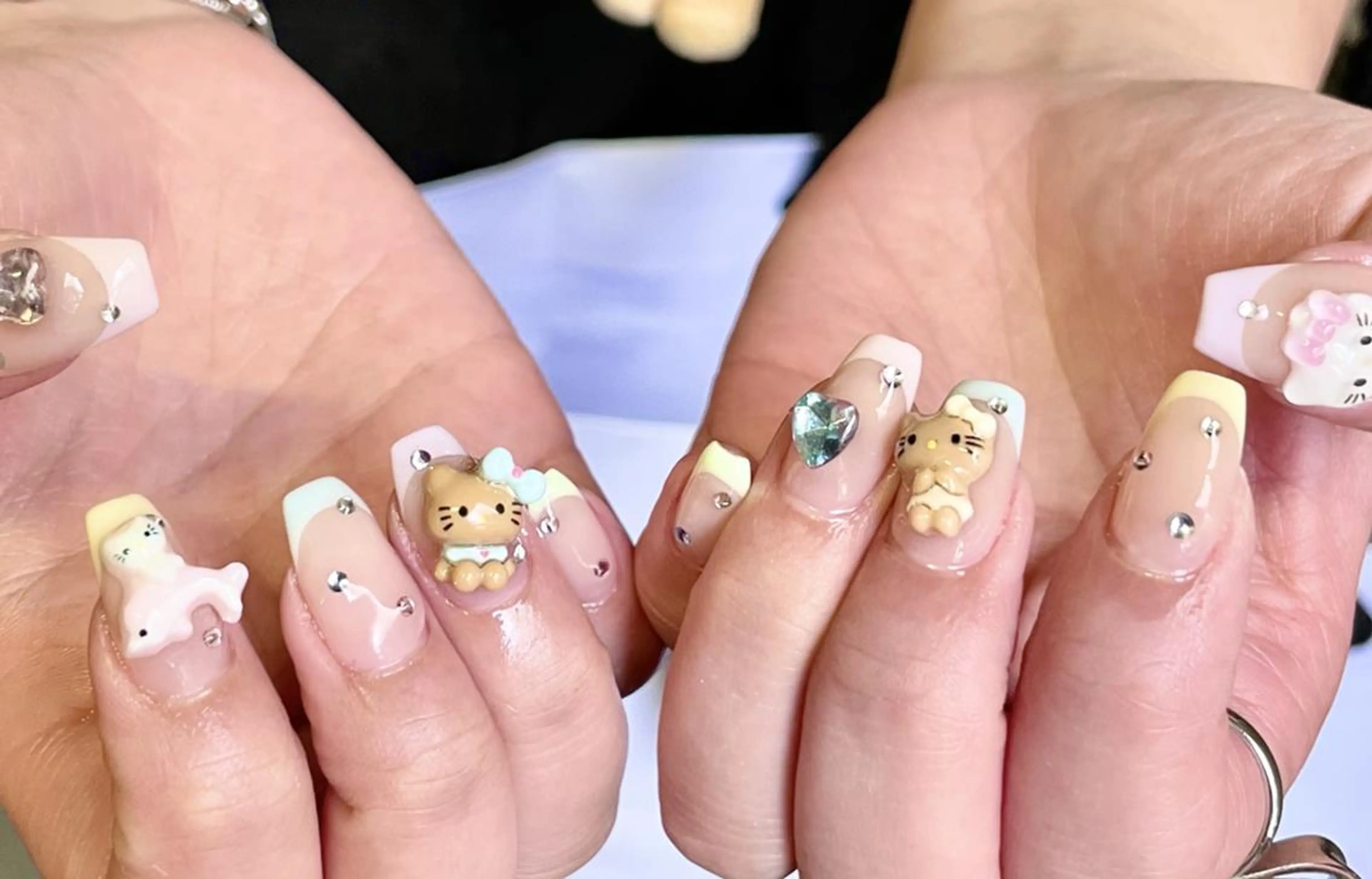 ネイル ハンドネイル ハンドケア 🍑 momo_nailのネイルデザイン
