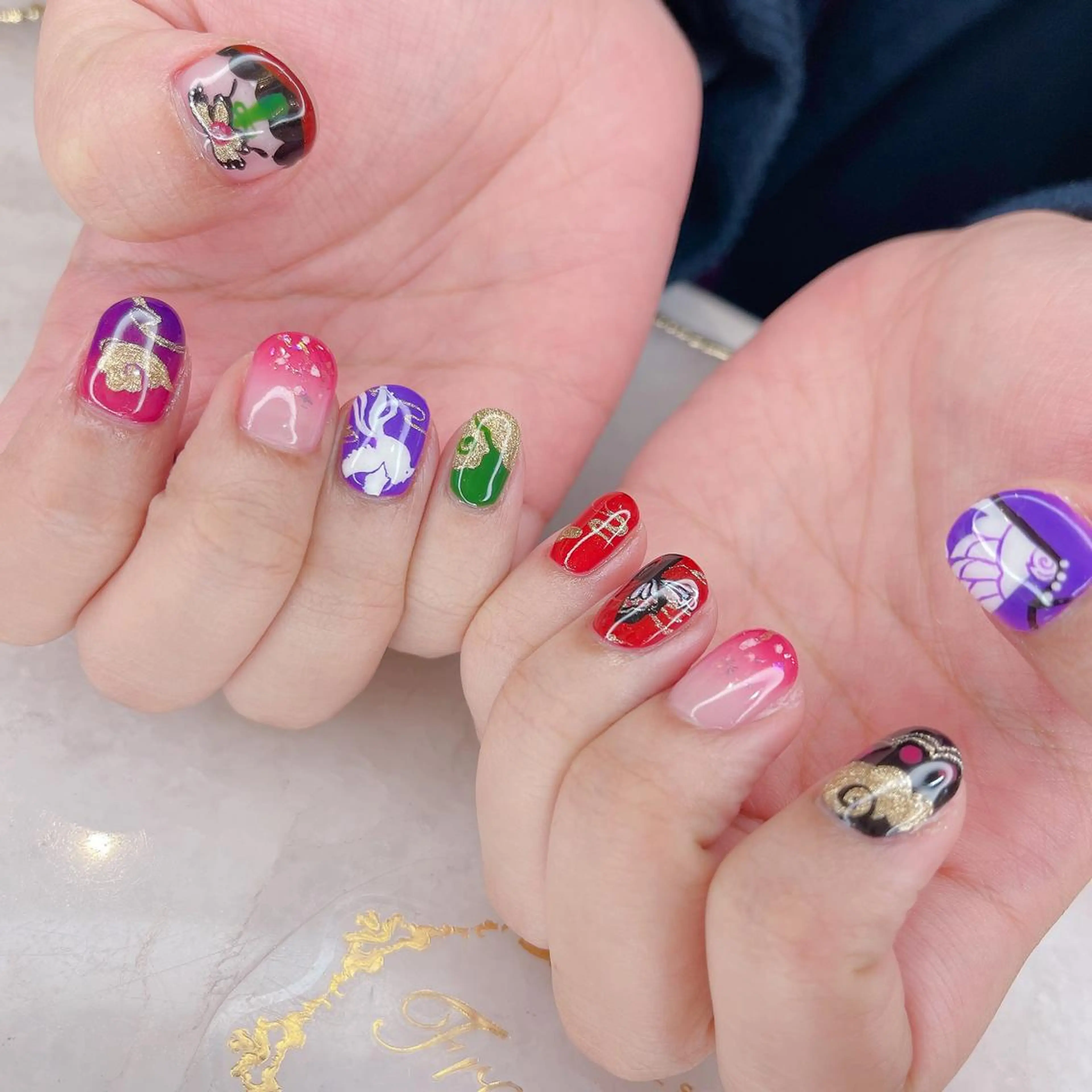 ネイル Silent 話さないネイルサロンのネイルデザイン