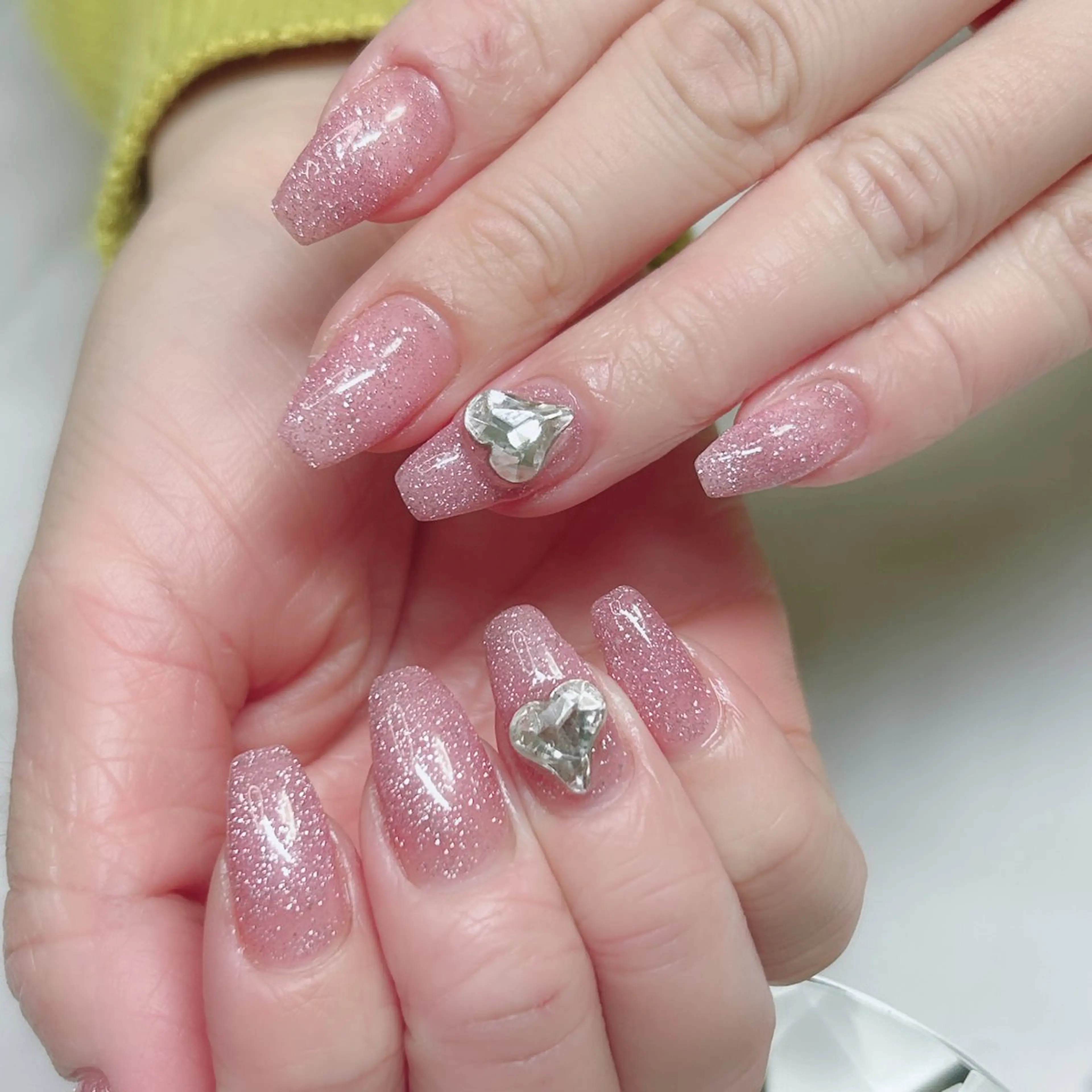ネイル オーロラネイル ミラーネイル オフィスネイル ワンカラーネイル シンプルネイル ハンドネイル Cute Tips nailのネイルデザイン