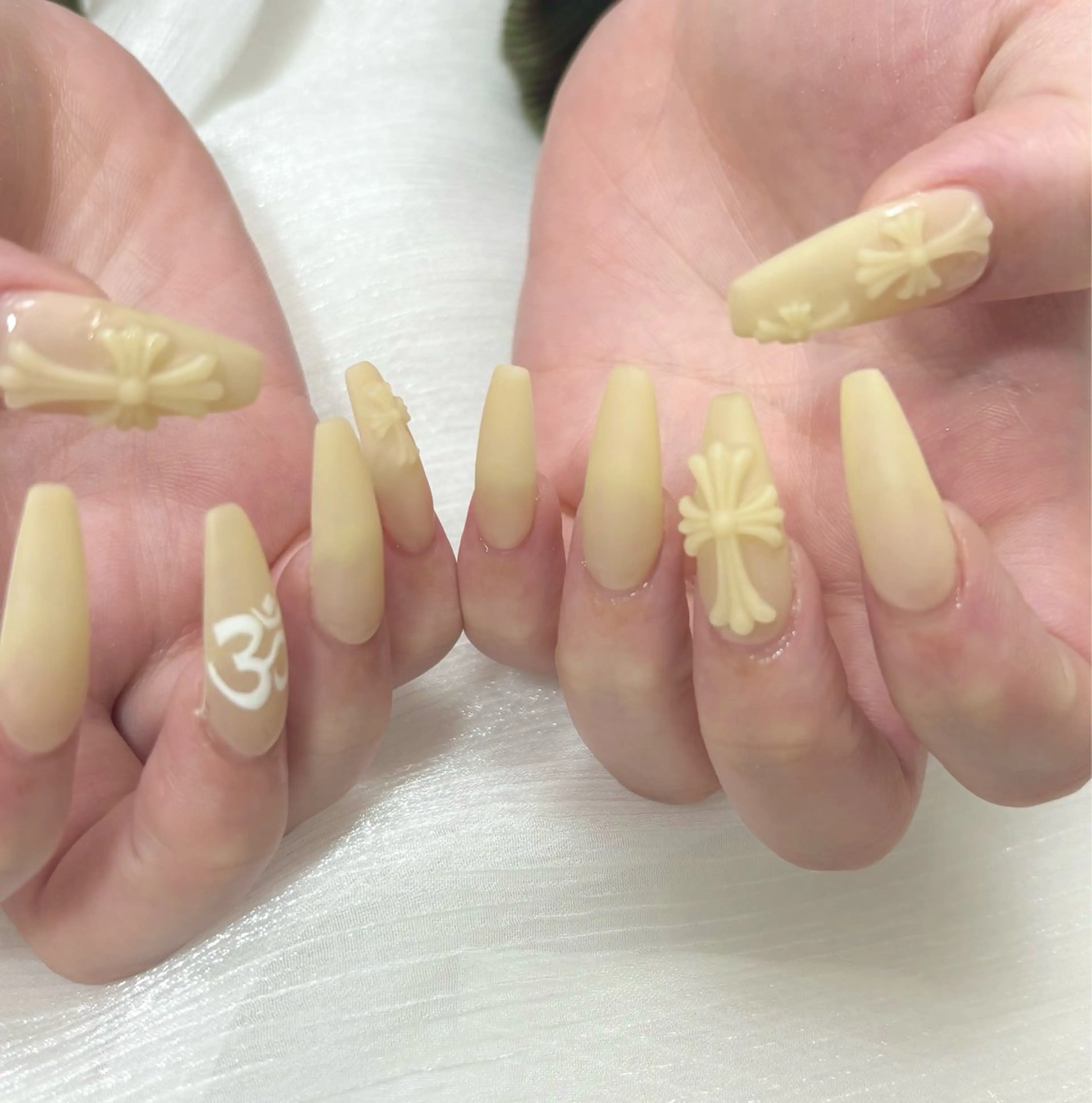 ネイル 持ち込み スカルプネイル yurina ☆のネイルデザイン