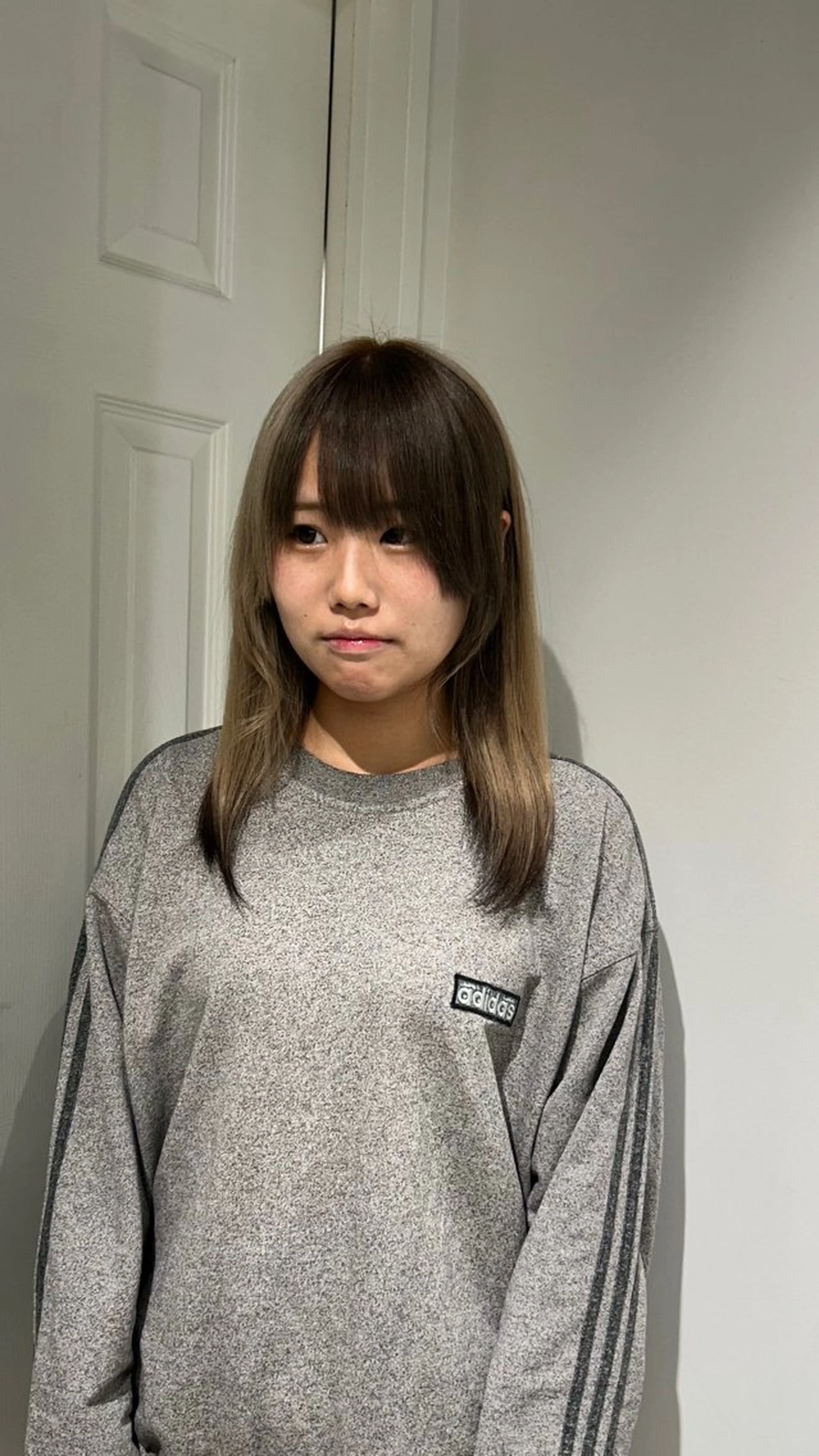 セミロング カラー ヘアカラー トリートメント himari💜 ハイトーンカラーのヘアスタイル