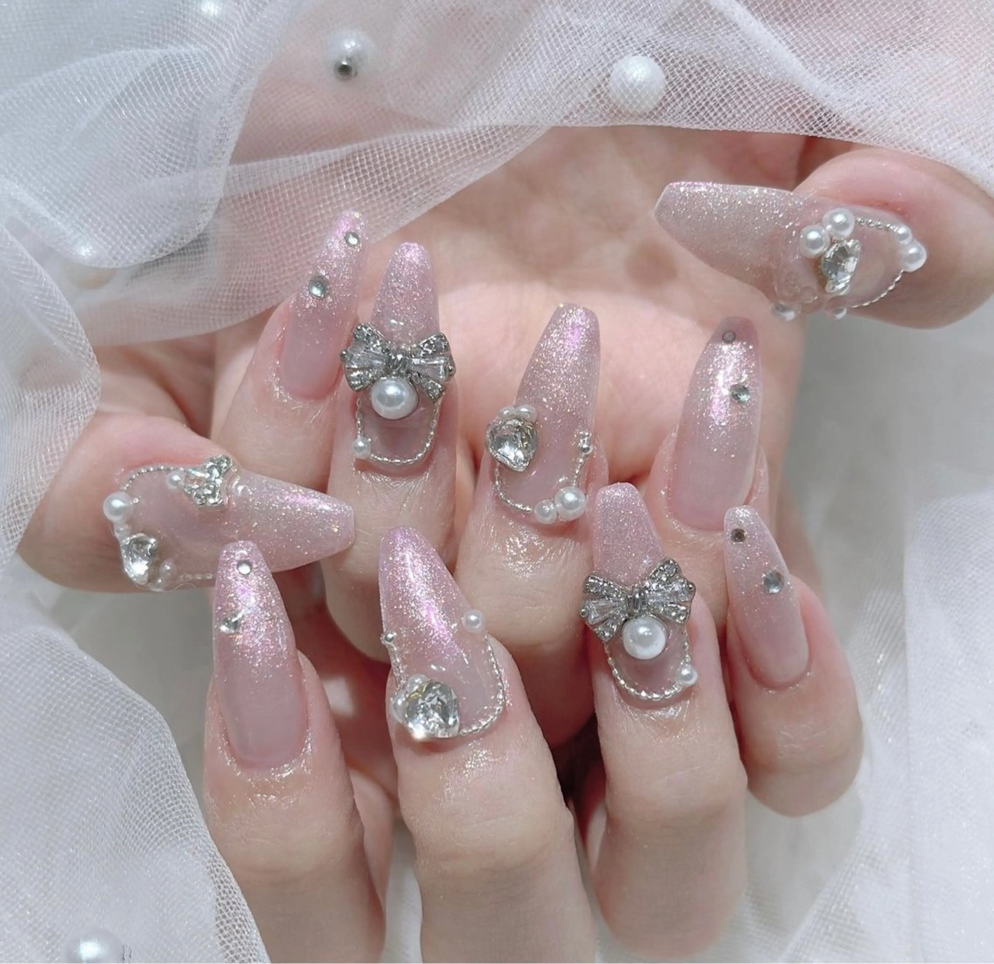 ネイル Miouミオン ネイルサロンのネイルデザイン