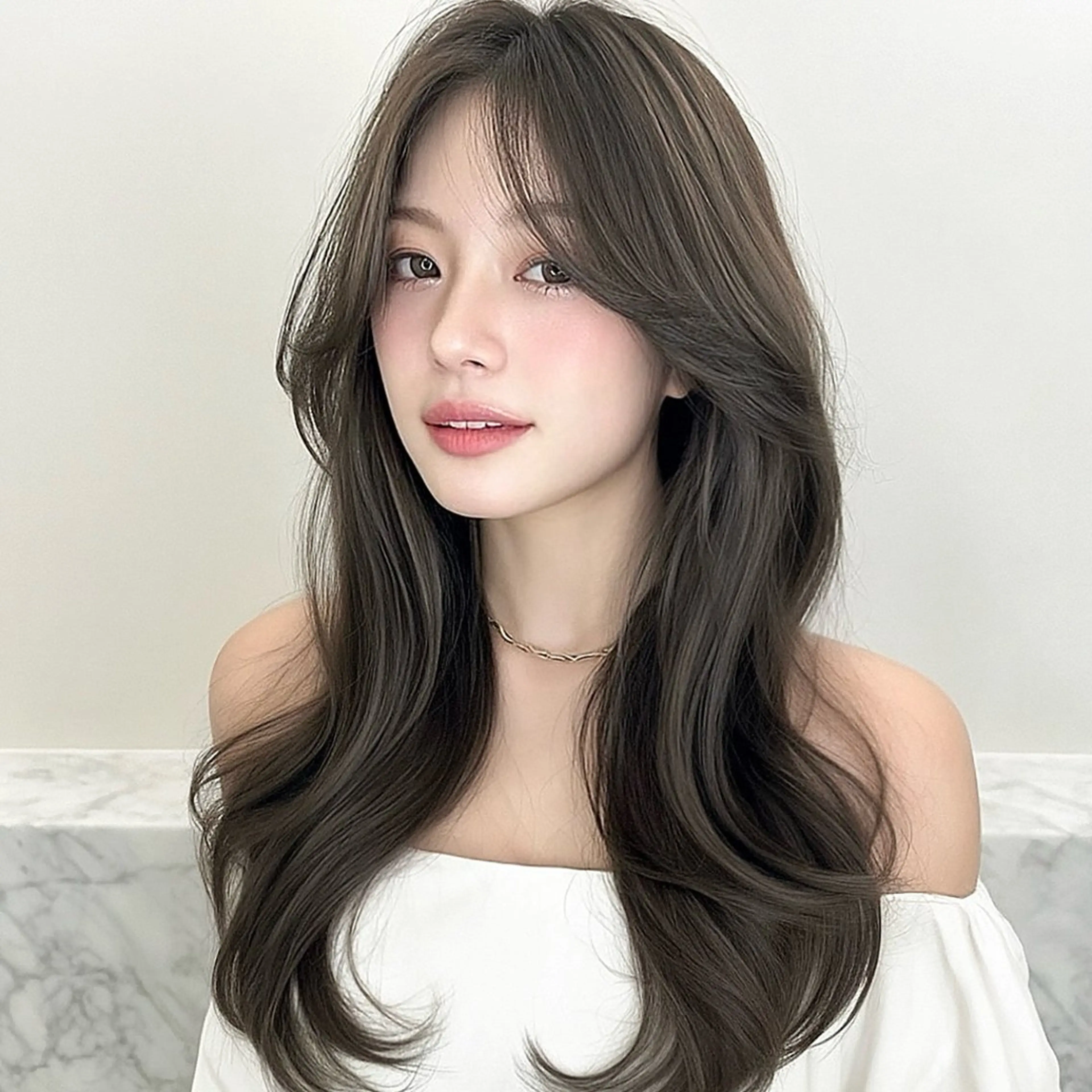 ロング カラー アッシュ グレージュ オリーブグレージュ オリーブグレー 髪質改善 Attrait .のヘアスタイル