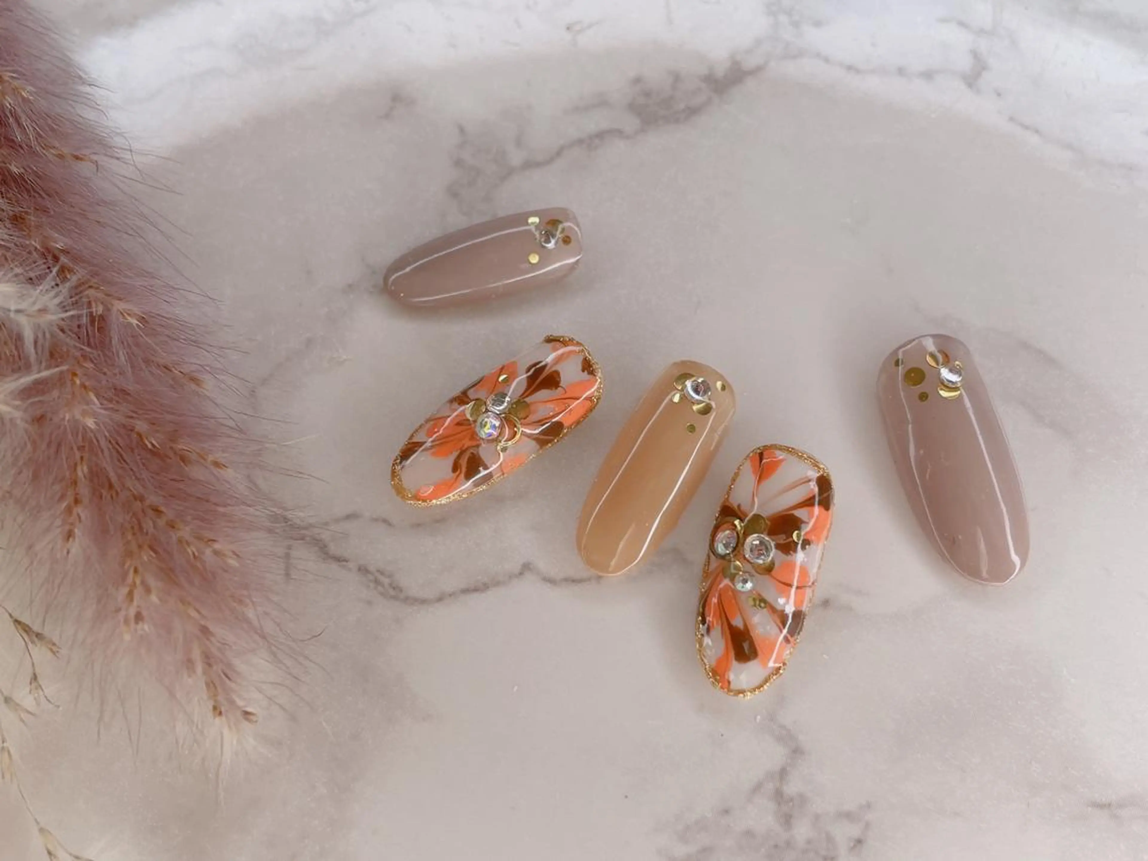 ネイル SINCERELY シンシアリー🌈のネイルデザイン