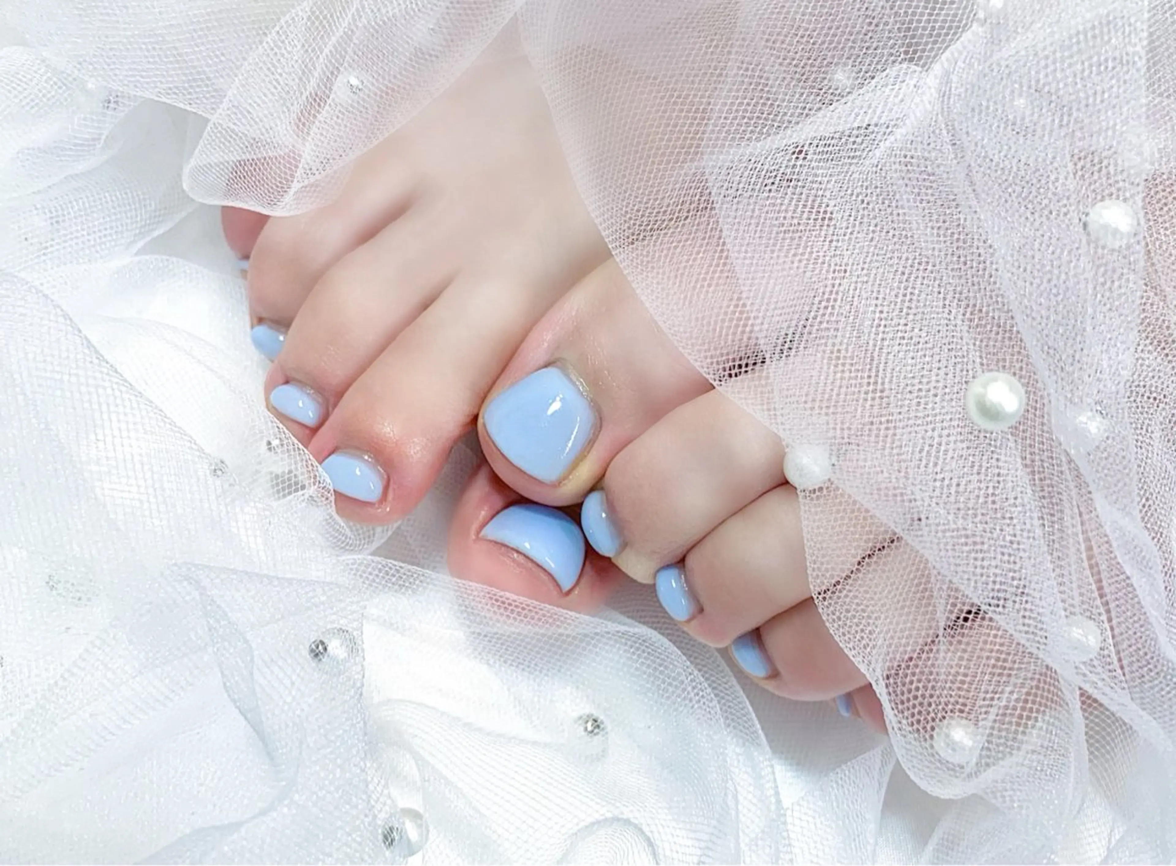 ネイル フットネイル 韓国ネイル 水色 ワンカラーネイル Chat　noir所属・【chatnoir】 MIYUのネイルデザイン