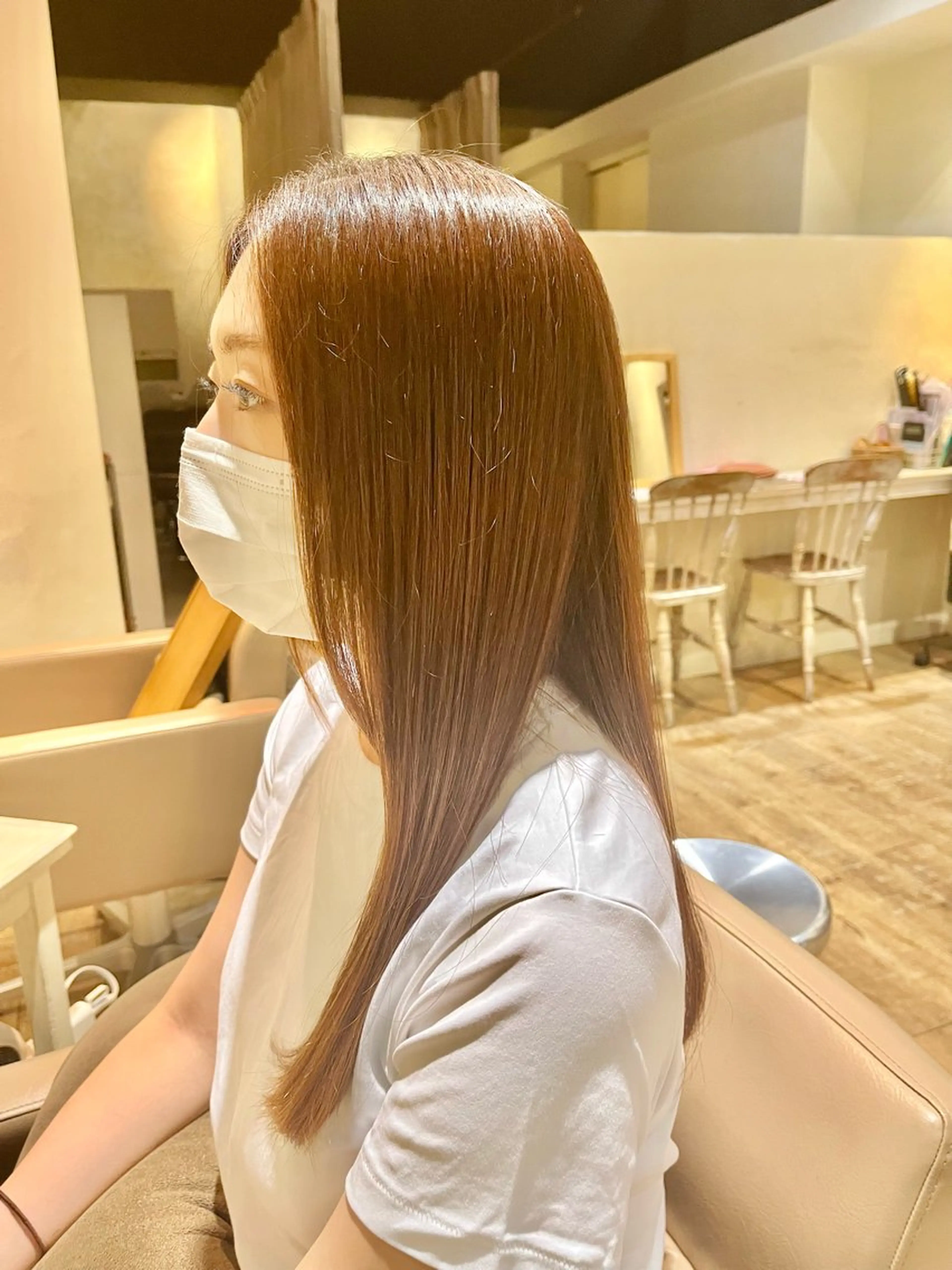 ロング 岡田 優香のヘアスタイル