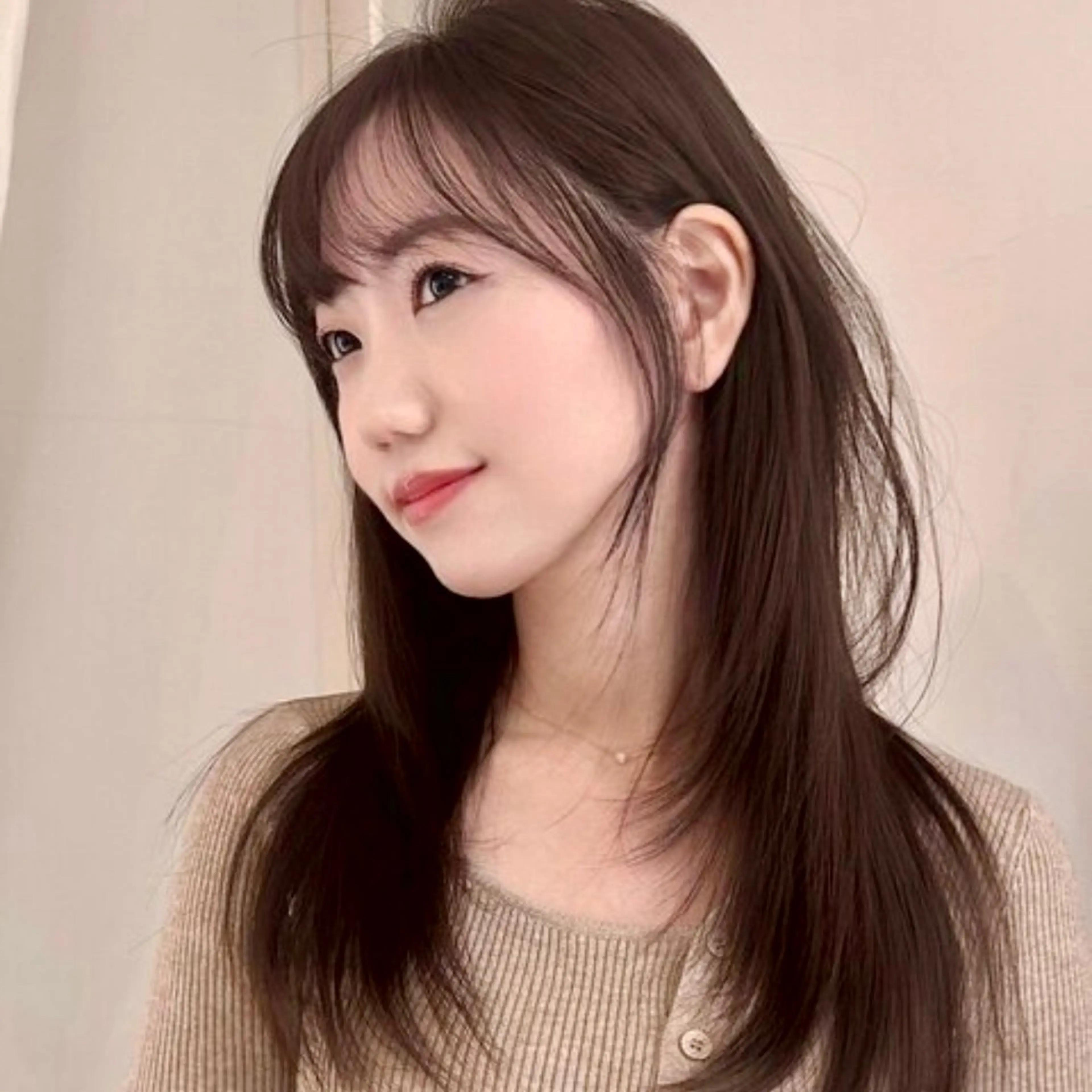 セミロング カラー mao🖤顔周り／ レイヤー／髪質改善のヘアスタイル