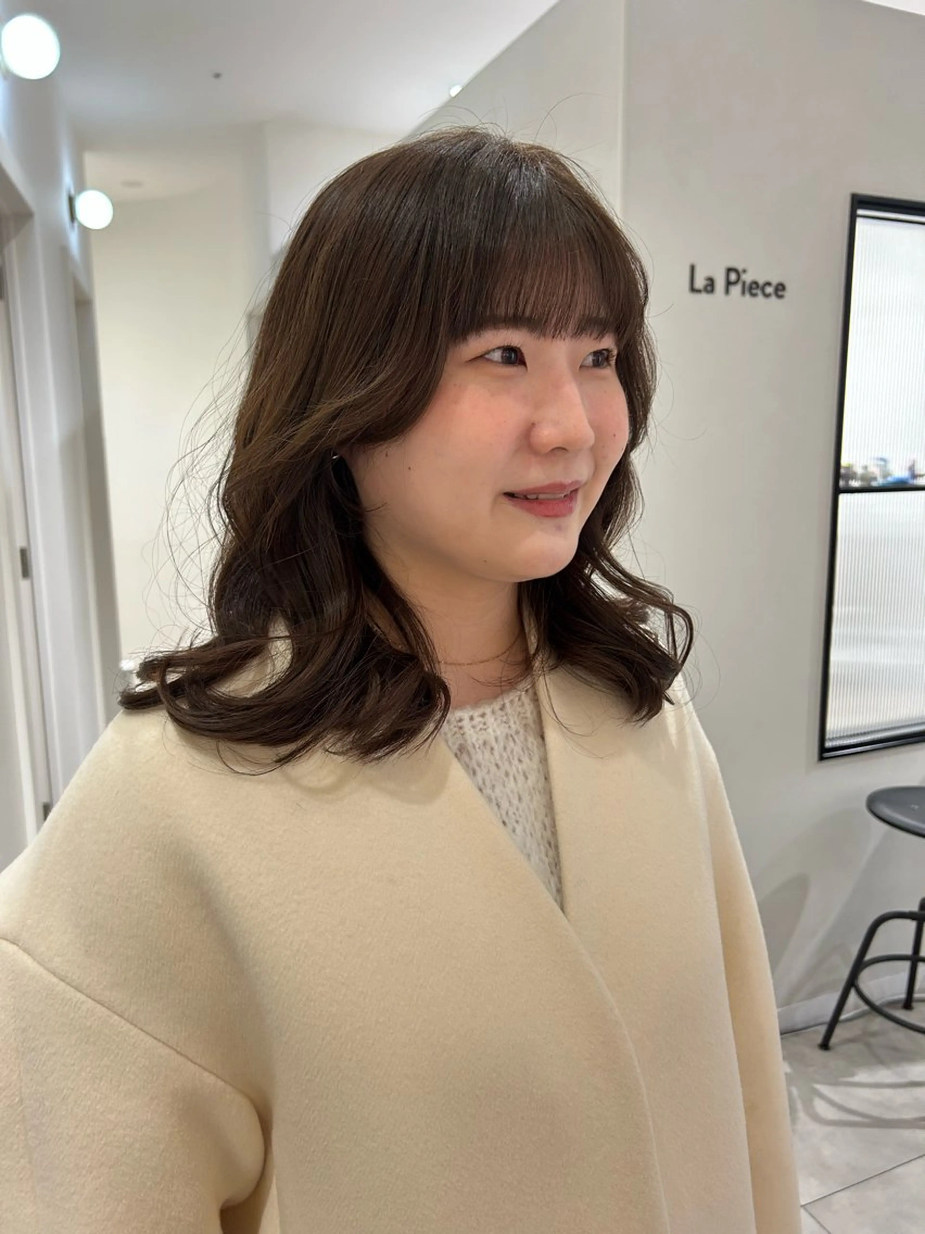 ミディアム カラー ベージュカラー 透明感カラー カット ヘアカラー オリーブベージュ/ ブリーチなし透明感のヘアスタイル