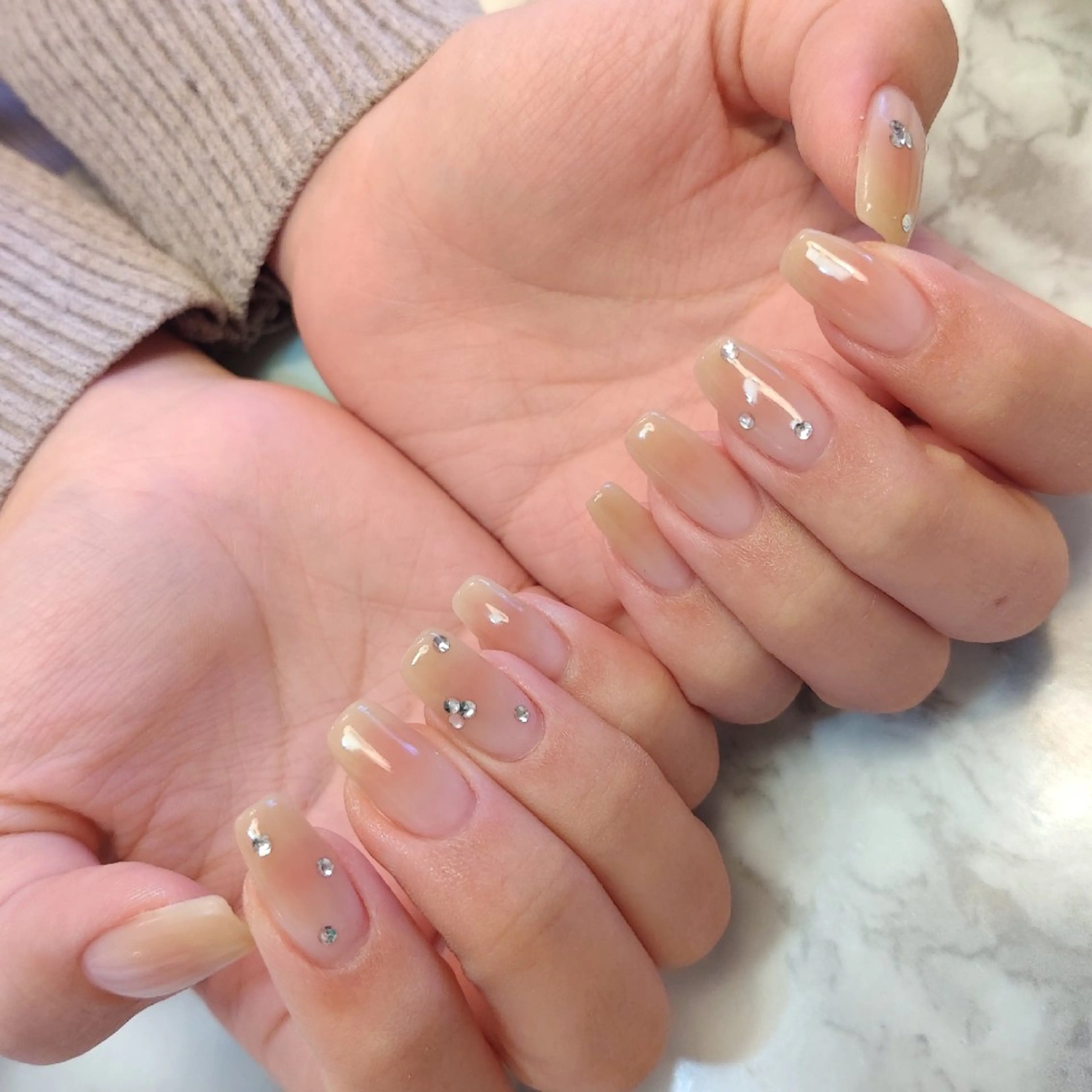 ネイル チークネイル ジェヌインネイル 河内のネイルデザイン