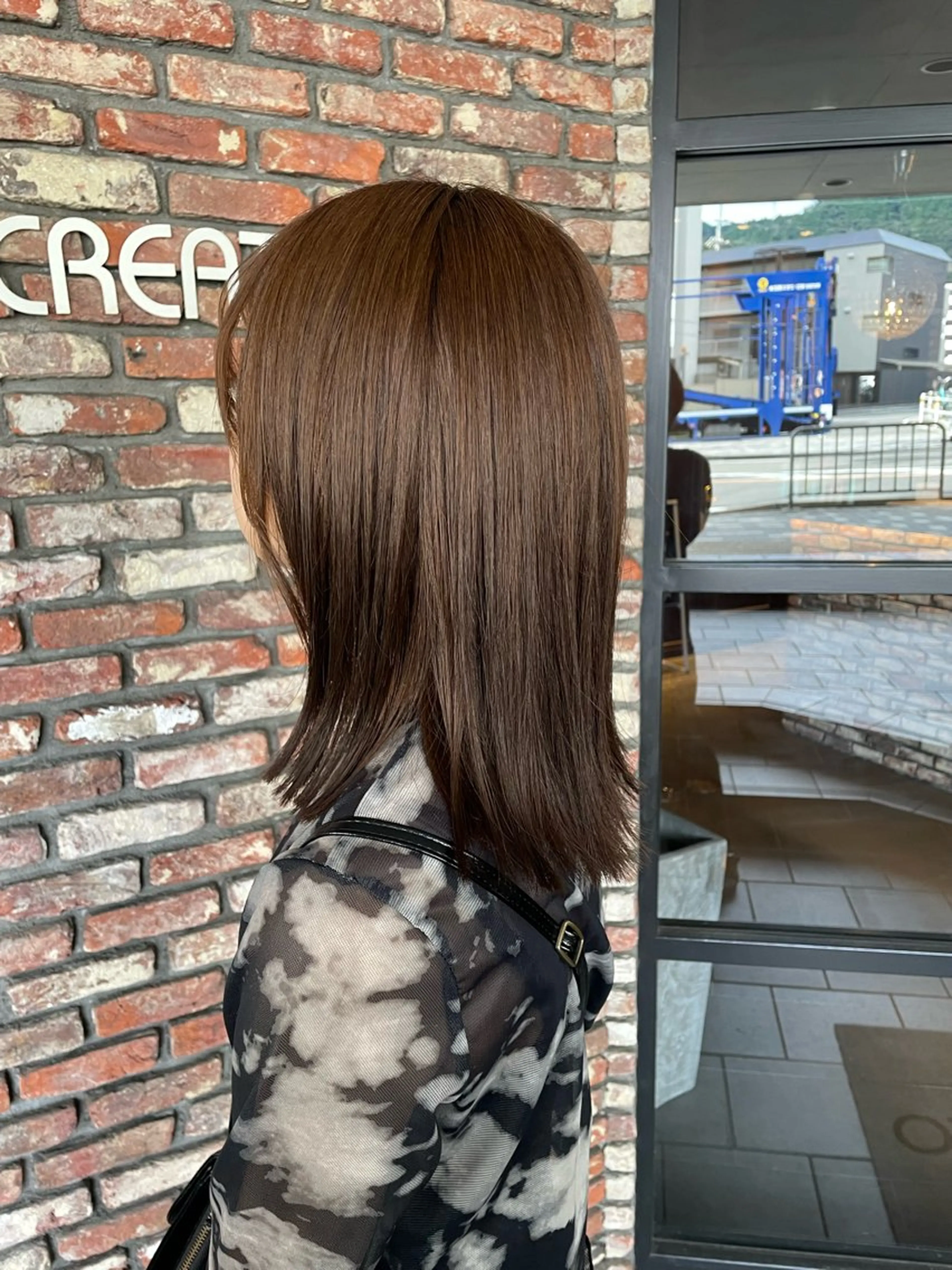 ミディアム ショート 顔周りレイヤー/マオのヘアスタイル