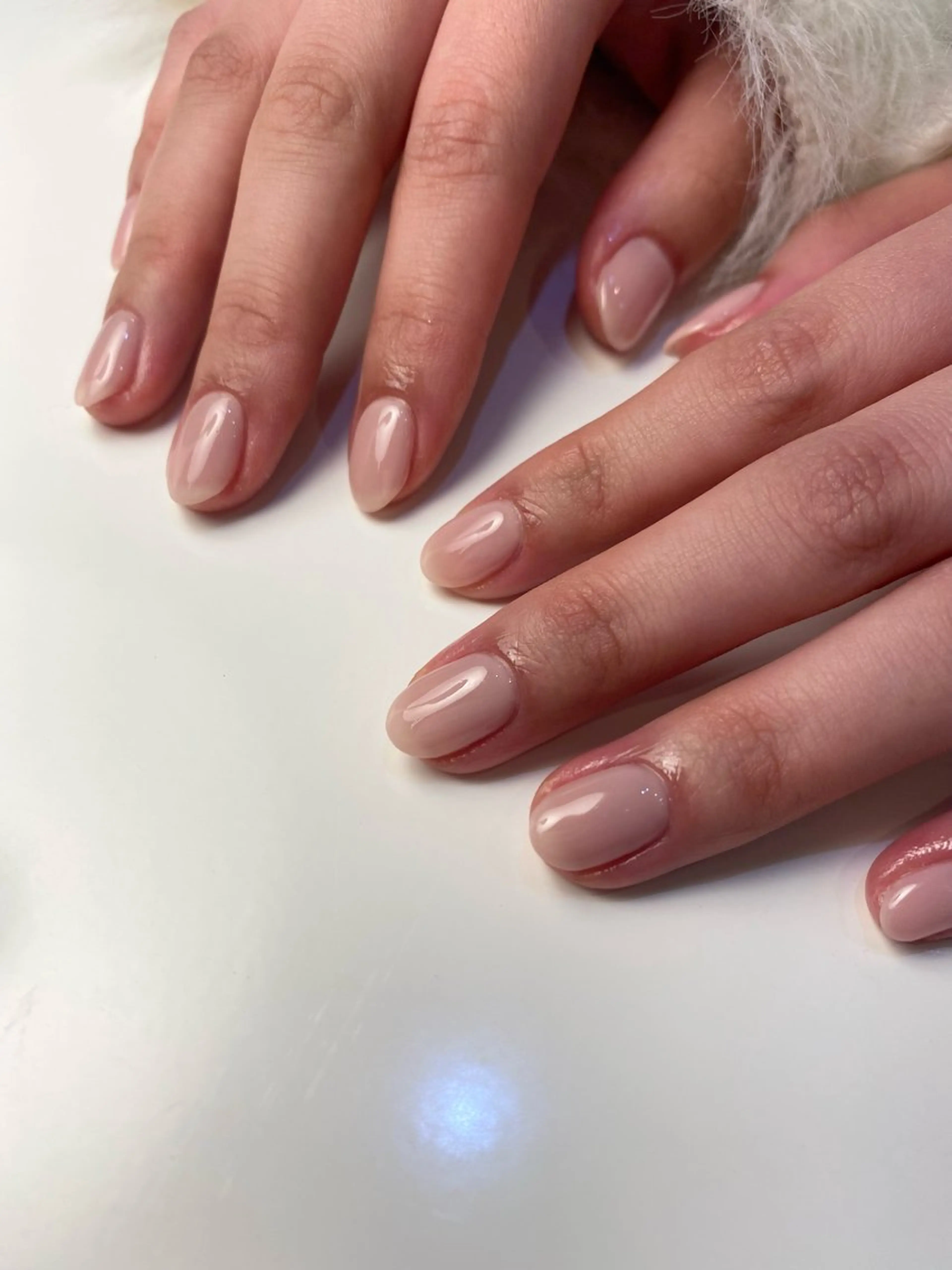 ネイル ワンカラーネイル Yumi シンプルネイルのネイルデザイン