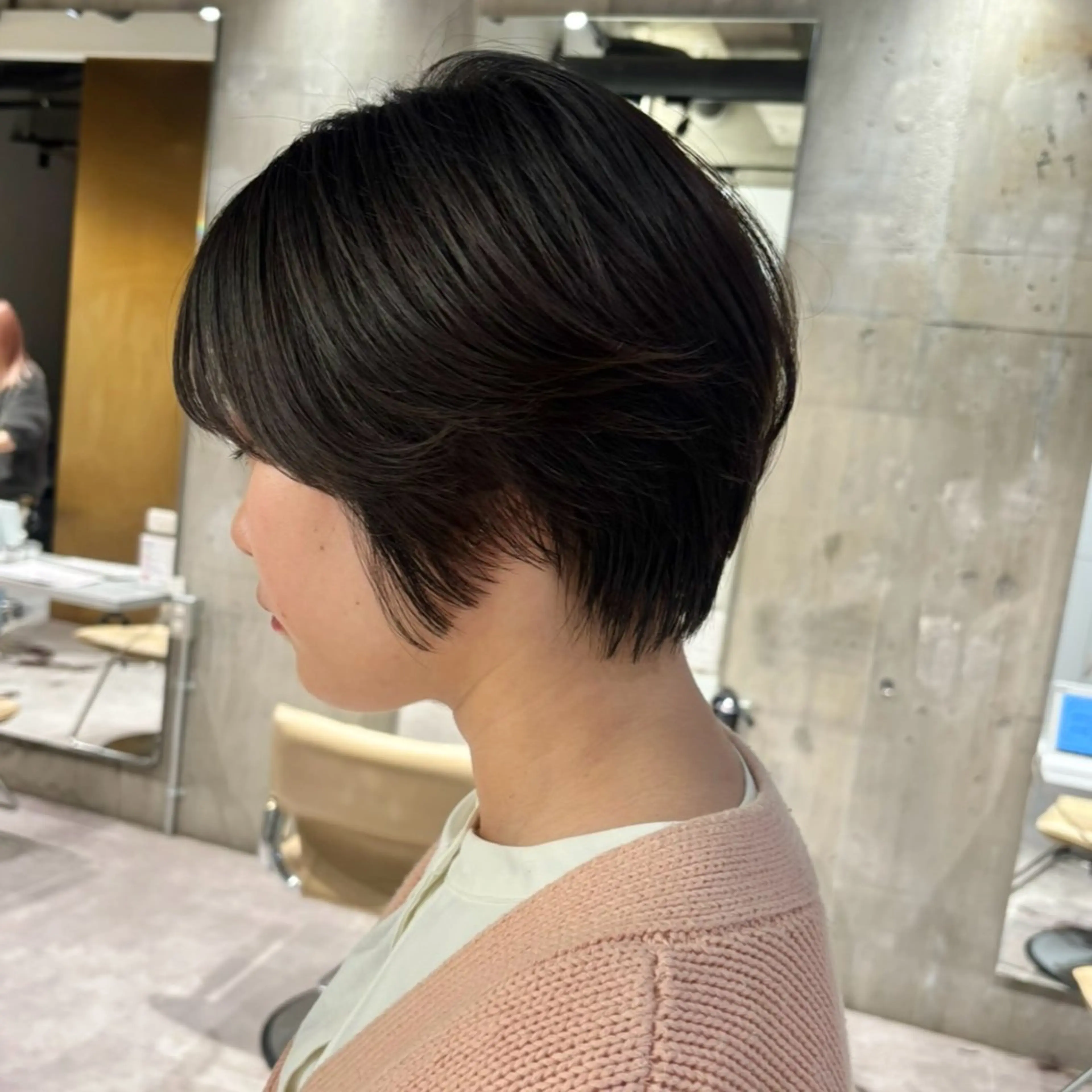 ショート mina🪐立川駅/ 無料ショートカットのヘアスタイル