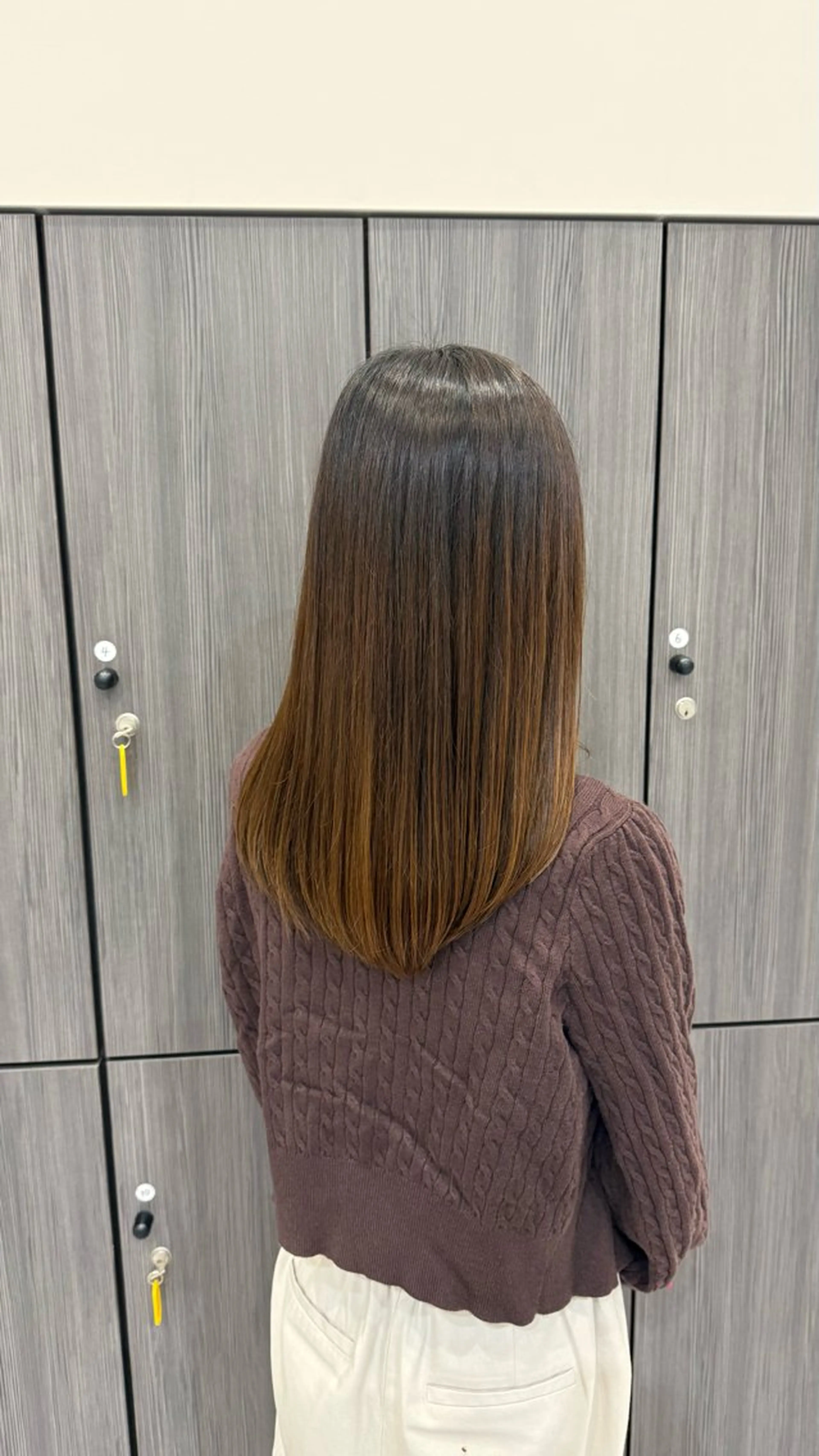 セミロング 田口 杏珠のヘアスタイル