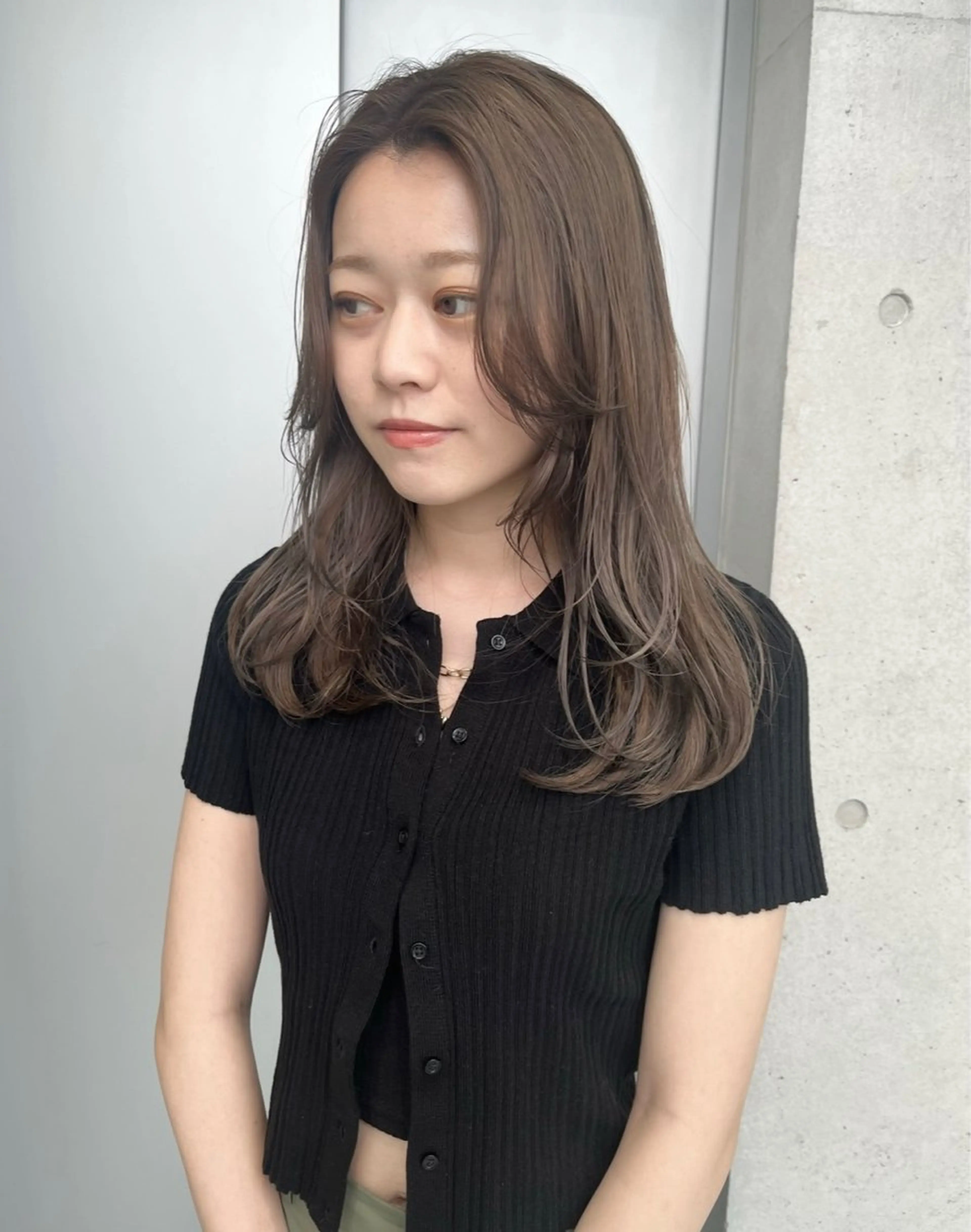 ロング カラー パーマ ヘアアレンジ カット ヘアカラー トリートメント ヘッドスパ ヘアセット 透明感/オリーブ/ グレージュ/YUKAのヘアスタイル