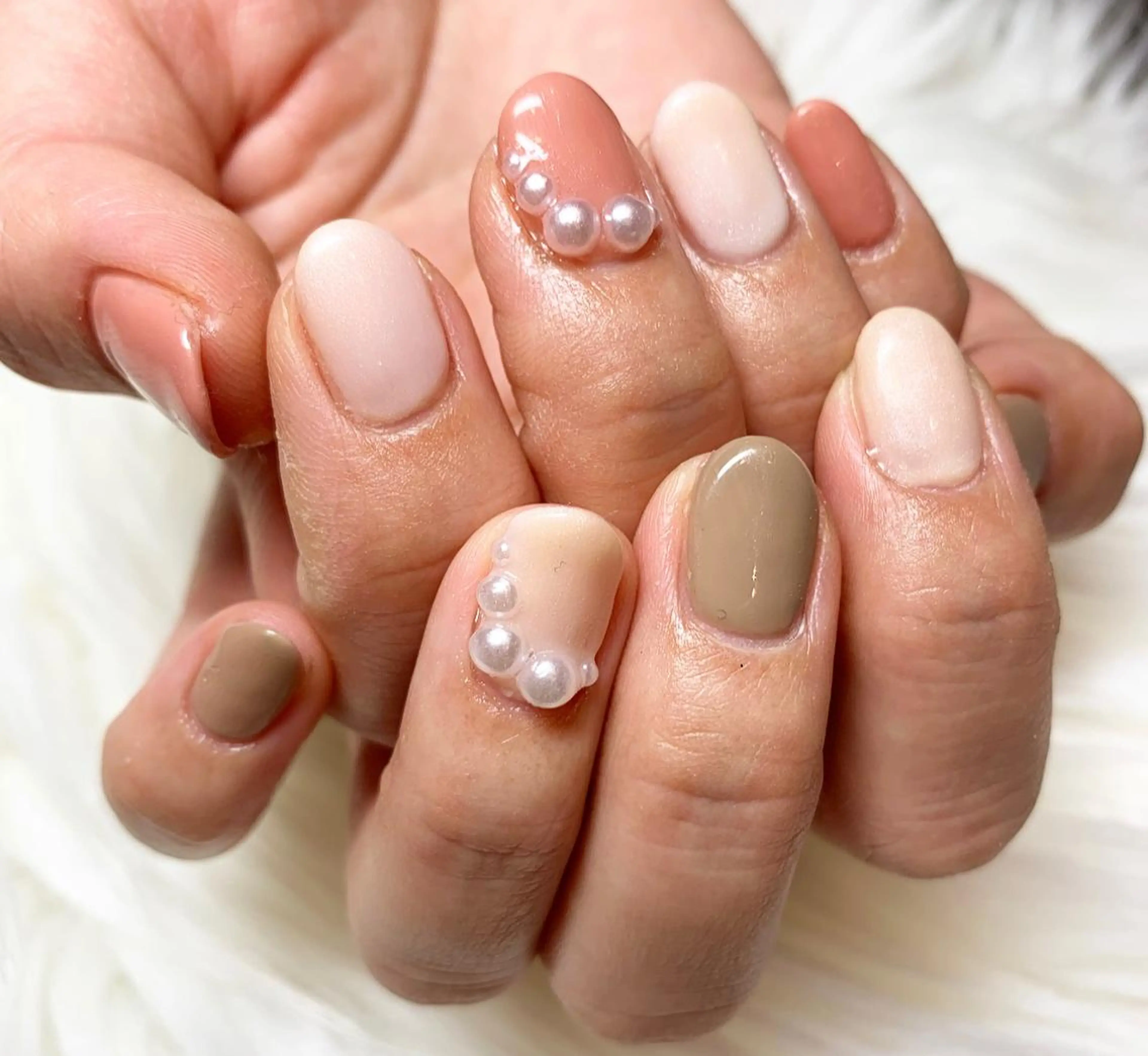 ネイル 駒月 明日香の眉毛・アイブロウイメージ