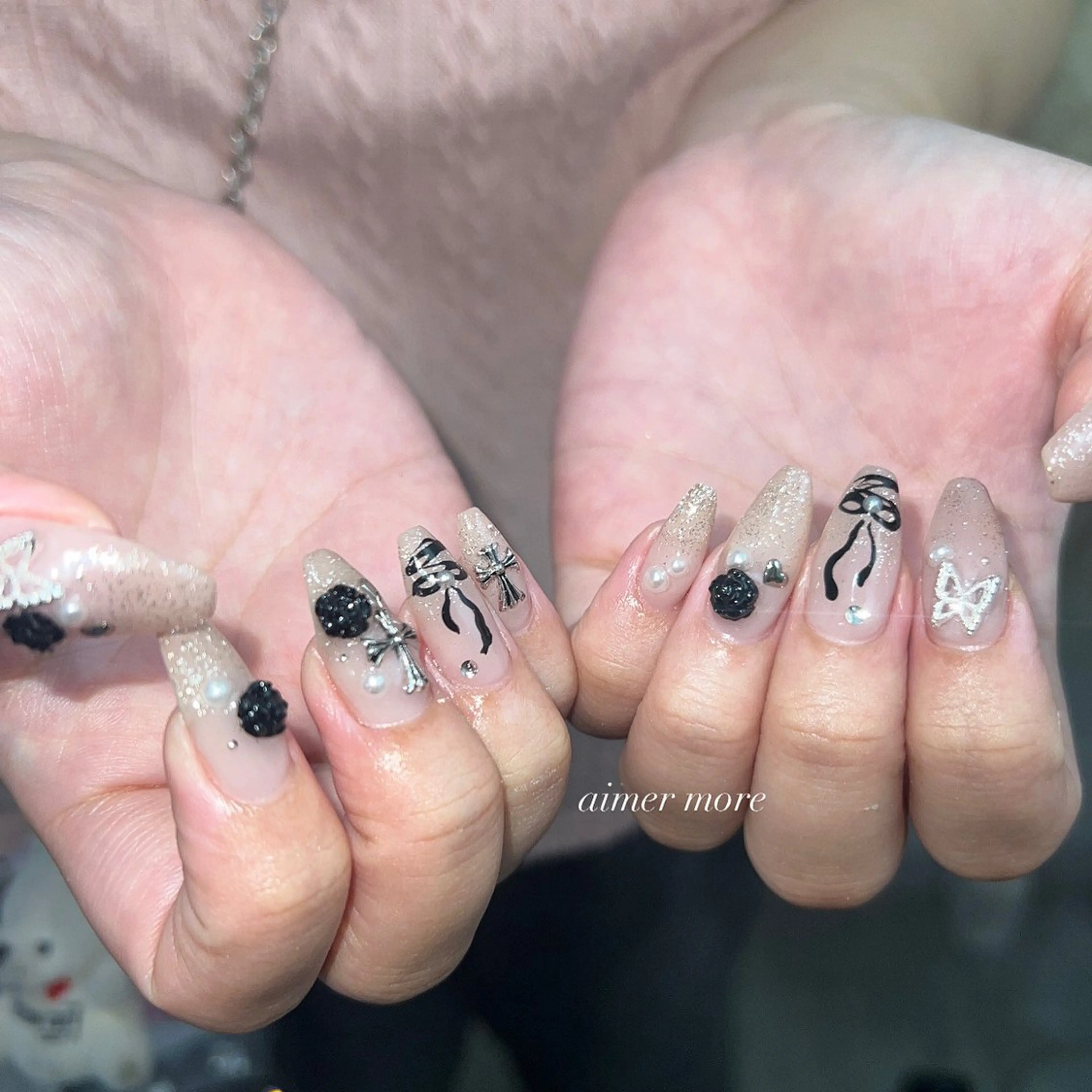 ネイル ハンドネイル NAGISA🧁🎀 持ち込み⌇パラジェルのネイルデザイン