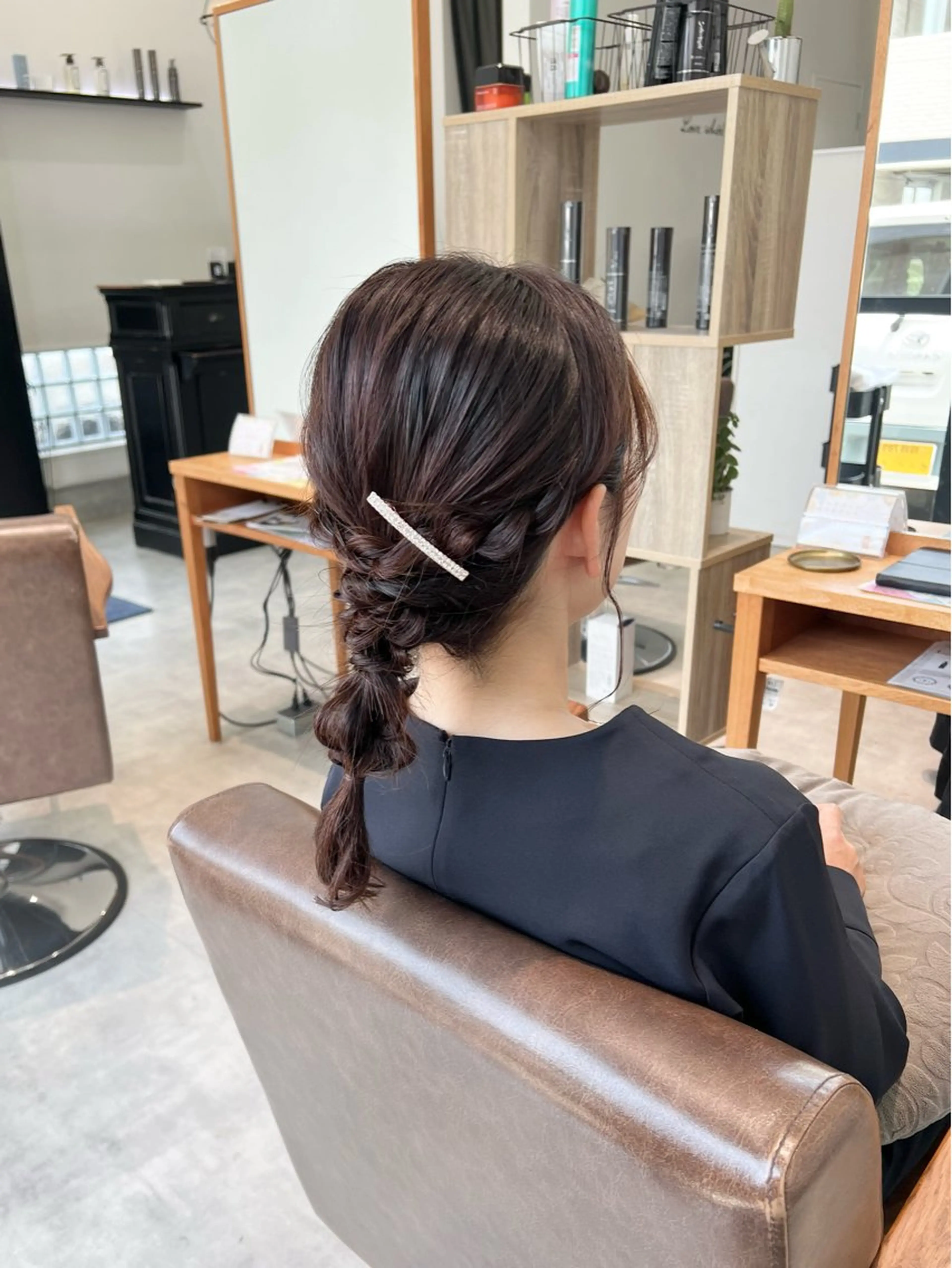 ミディアム ヘアアレンジ ヘアセット 黒阪 なみのヘアスタイル