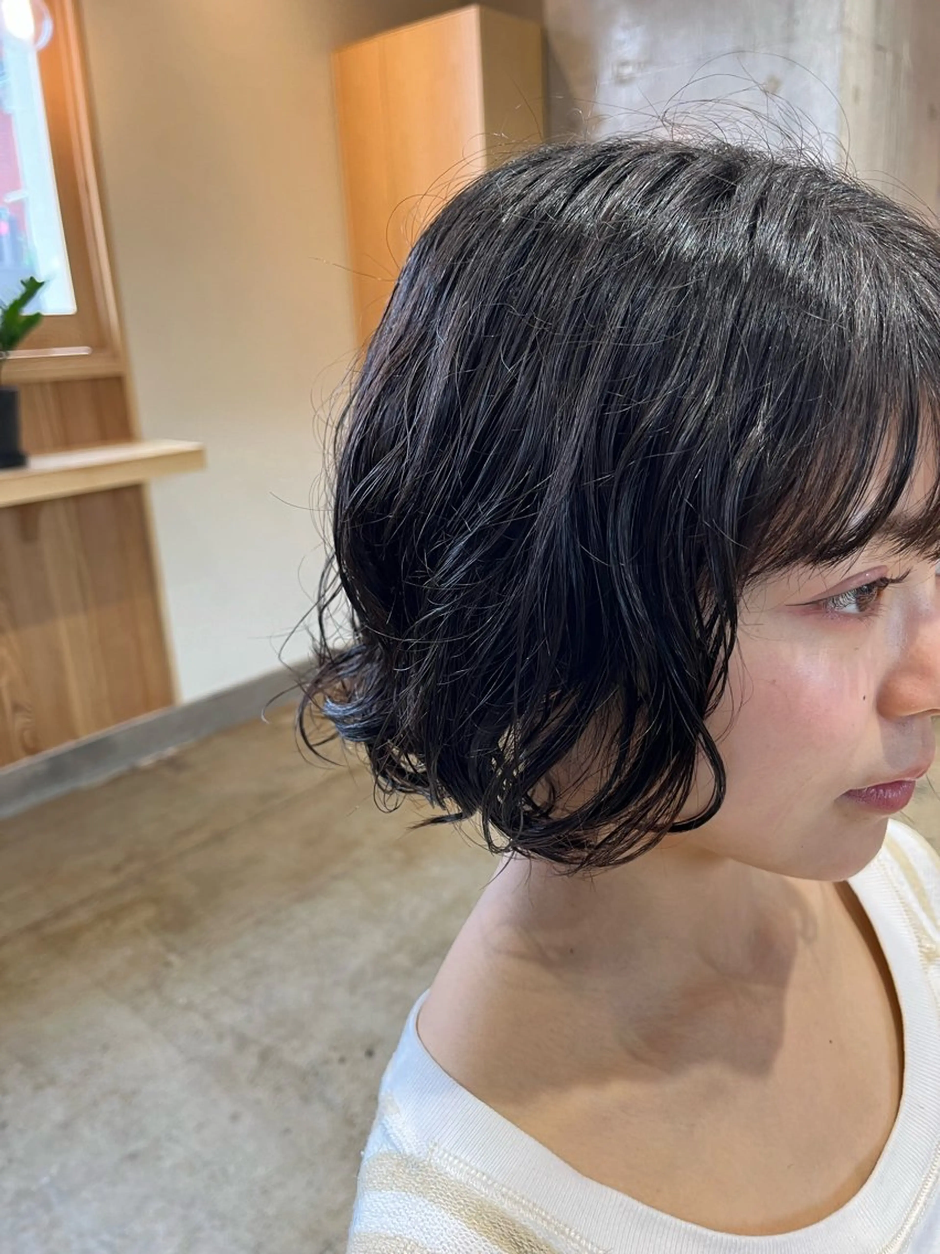 ミディアム ミディアムパーマ ボブ パーマ トリートメント 🫧艶感カラー/ あいり🤍のヘアスタイル