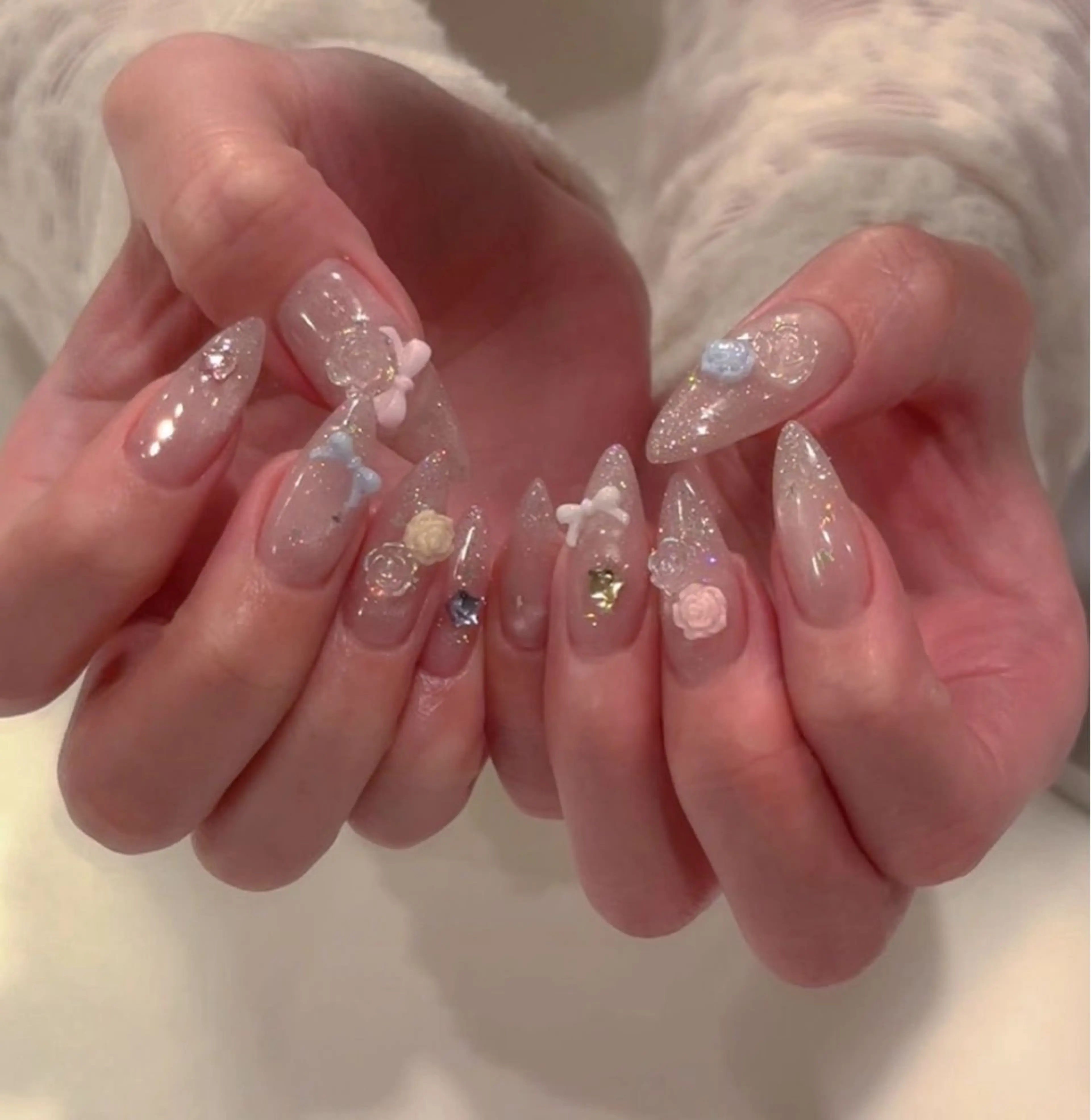 ネイル フレンチネイル キラキラネイル 韓国ネイル シンプルネイル ワンホンネイル ハンドネイル MEI Nailのネイルデザイン