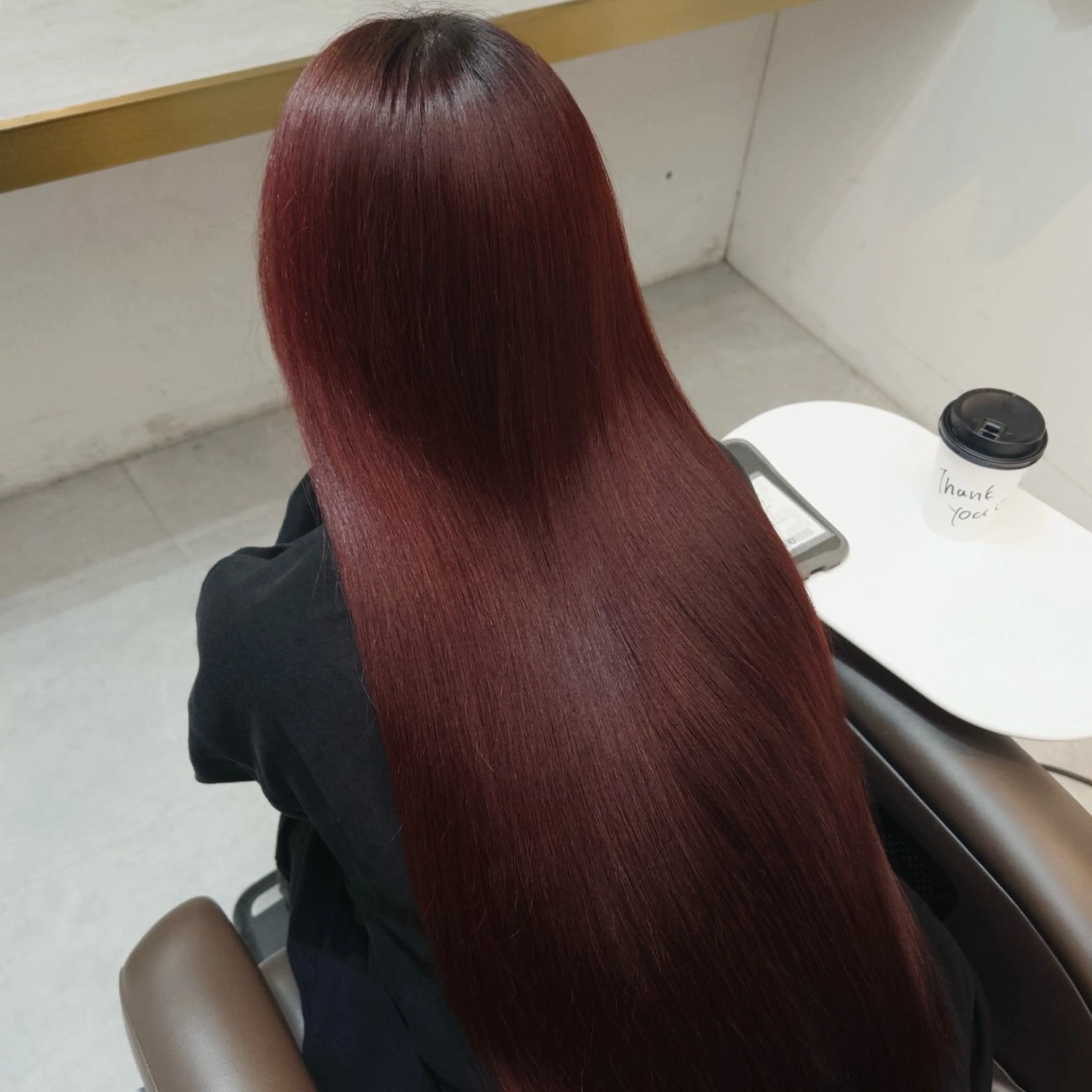 ロング カラー レッドカラー ロング カット ヘアカラー トリートメント Je suis heureuse Blanc所属・iga/渋谷個室🍀 ✨艶髪ハイトーン✨のヘアスタイル