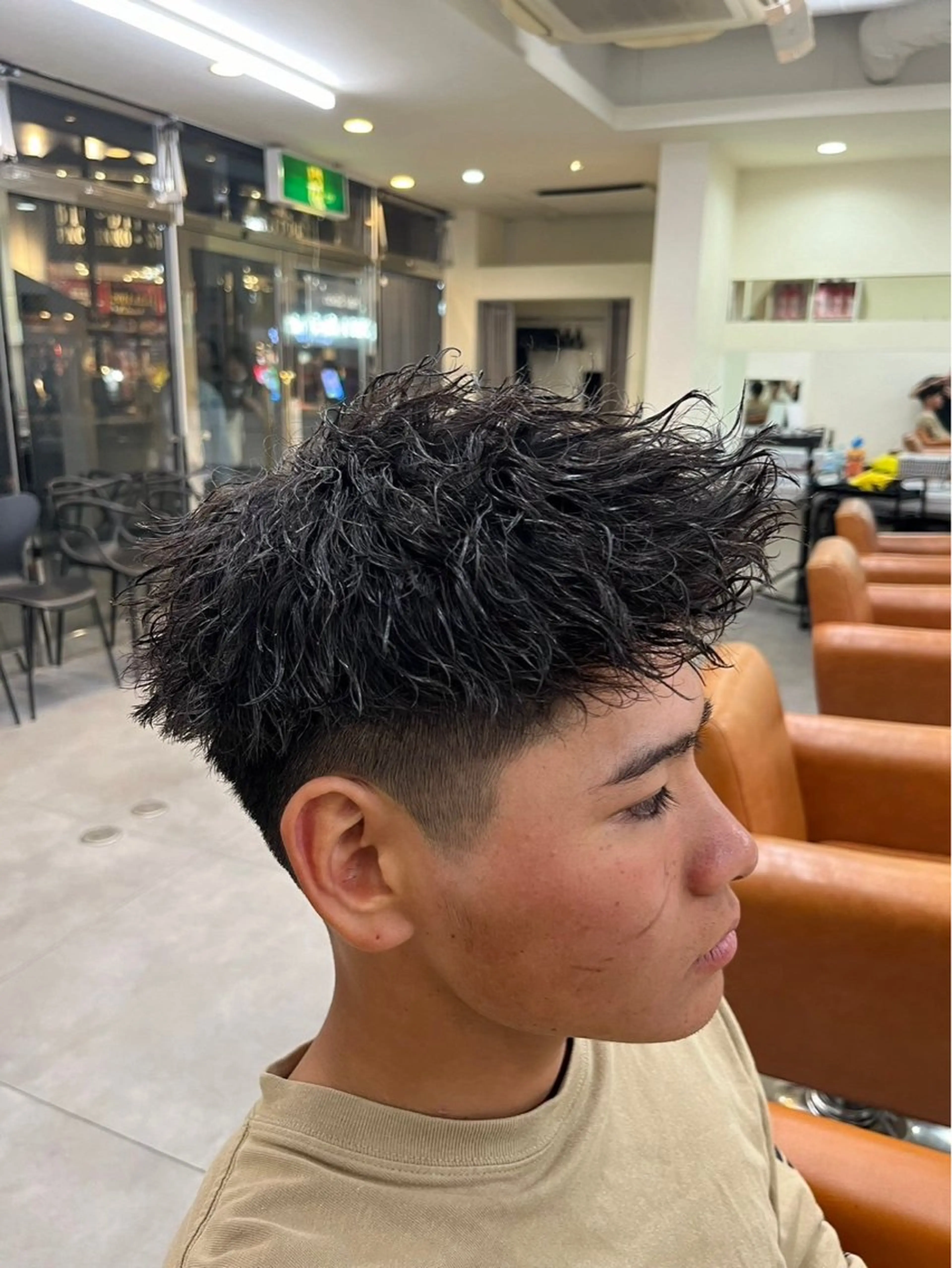 メンズ センターパート フェードカット マッシュ メンズパーマ メンズツイストパーマ パーマ／京都駅 ／メンズ/藤井　翔のヘアスタイル