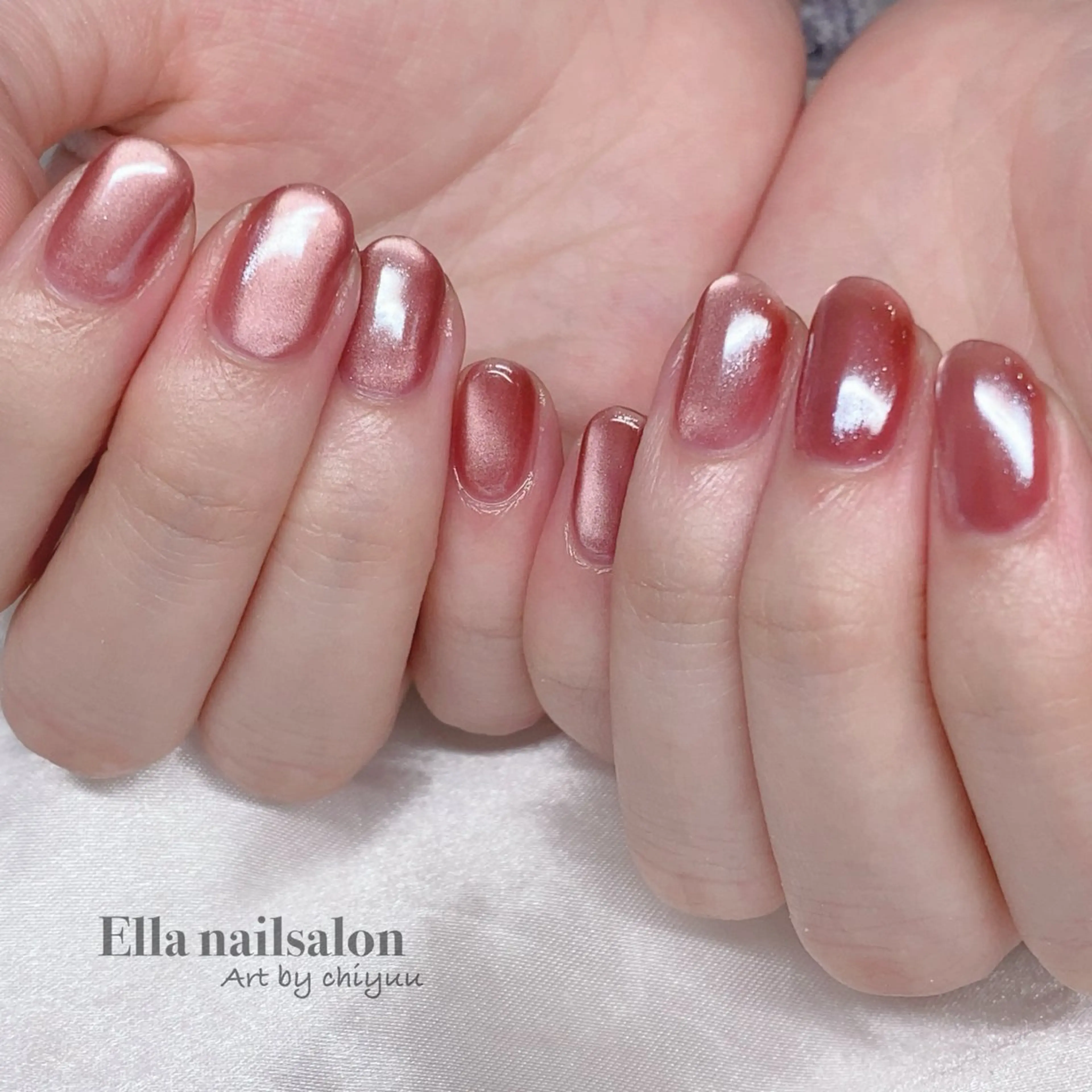 ネイル 氷ネイル・うるうるネイル ハンドネイル フットネイル Ella nailsalon所属・Ella nail ちゆうのネイルデザイン