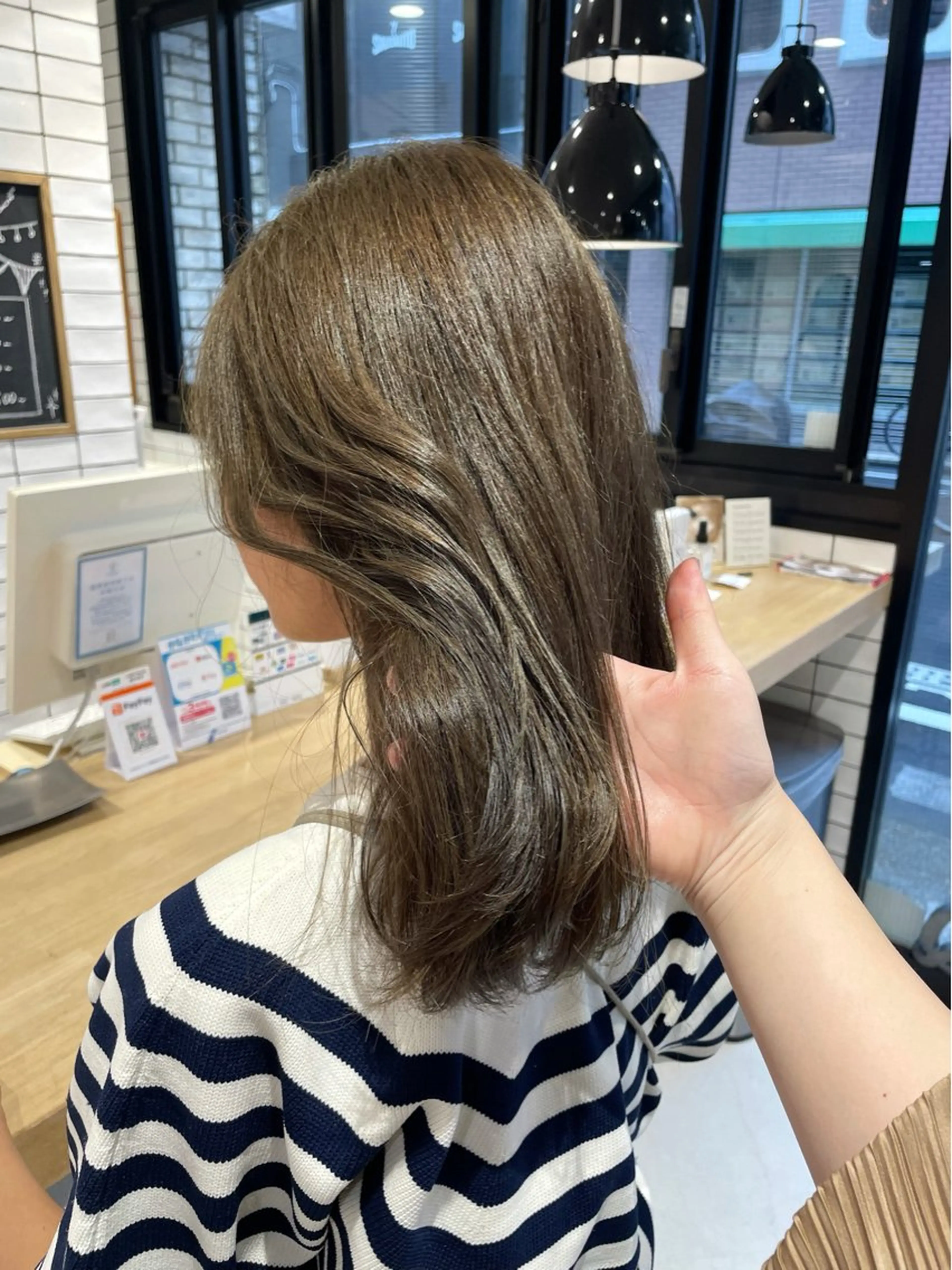 ミディアム カラー ベージュカラー ブリーチ 透明感カラー ブリーチなしカラー オリーブベージュ ヘアカラー トリートメント カラー/レイヤー/ 髪質改善/PAAQのヘアスタイル