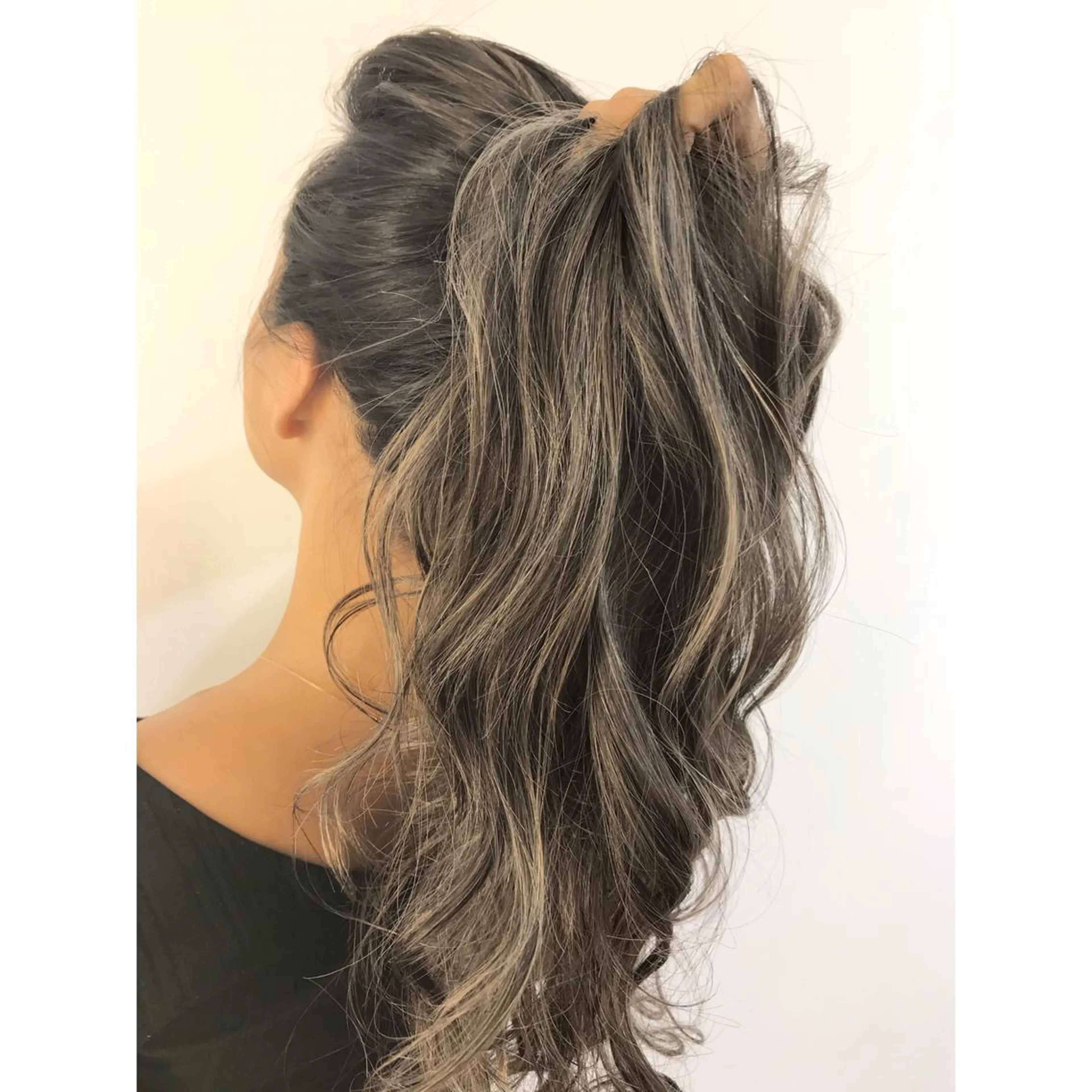 ロング カラー ヘアアレンジ ヘアカラー トリートメント シアーベージュニスト 🥣大石亜里紗のヘアスタイル