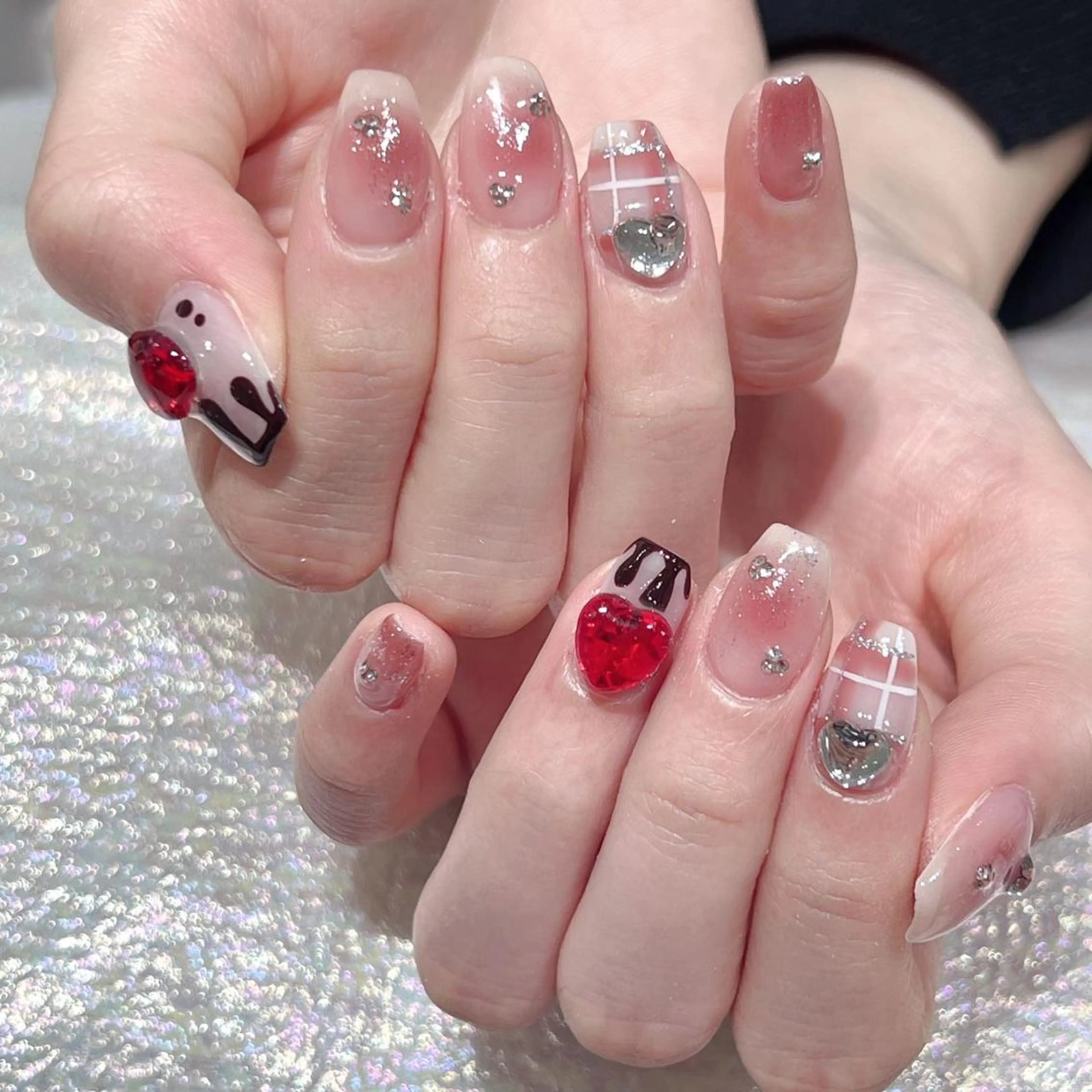 ネイル ハンドネイル Queens momoのネイルデザイン