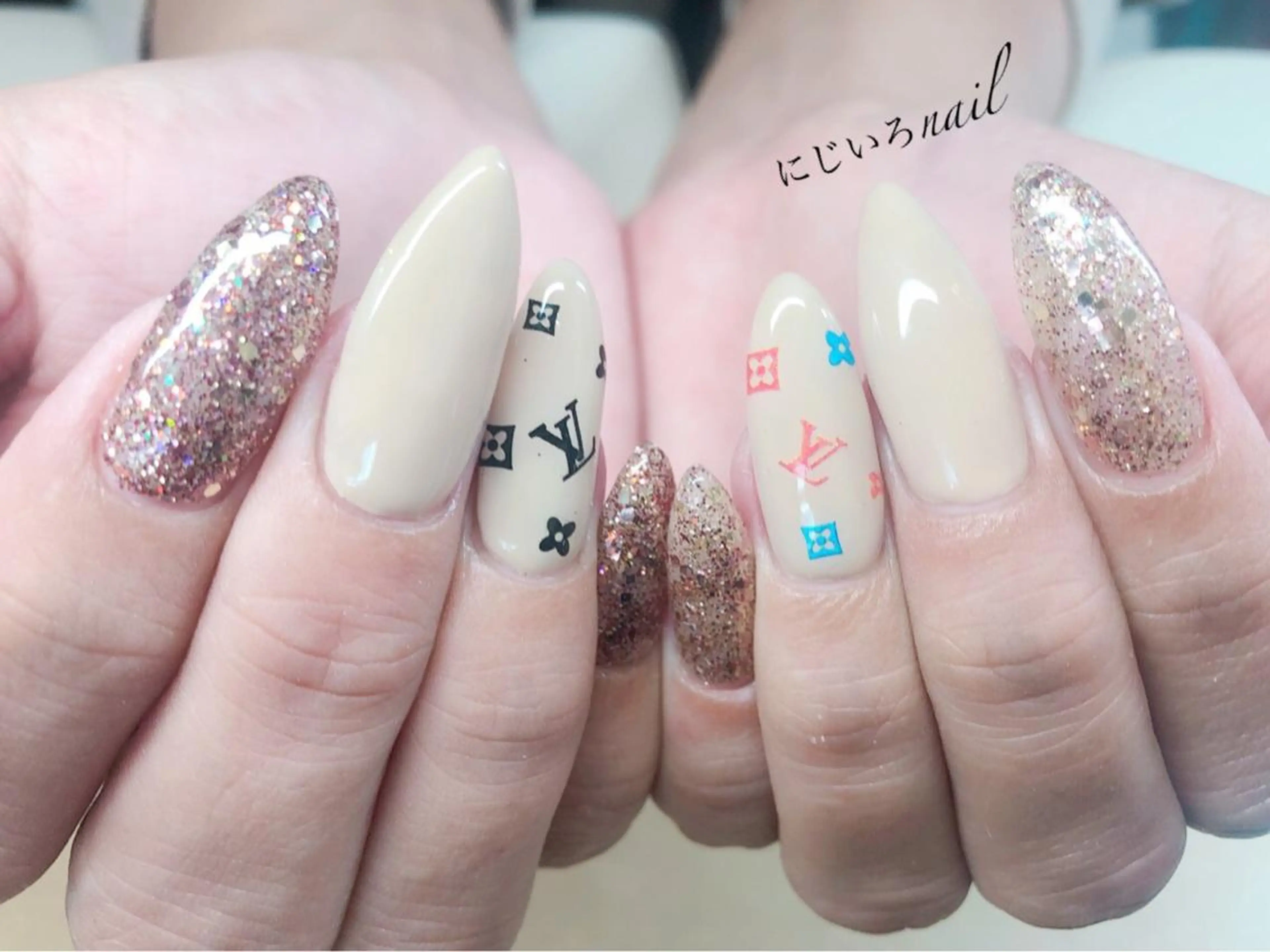 ネイル にじいろ nailのネイルデザイン