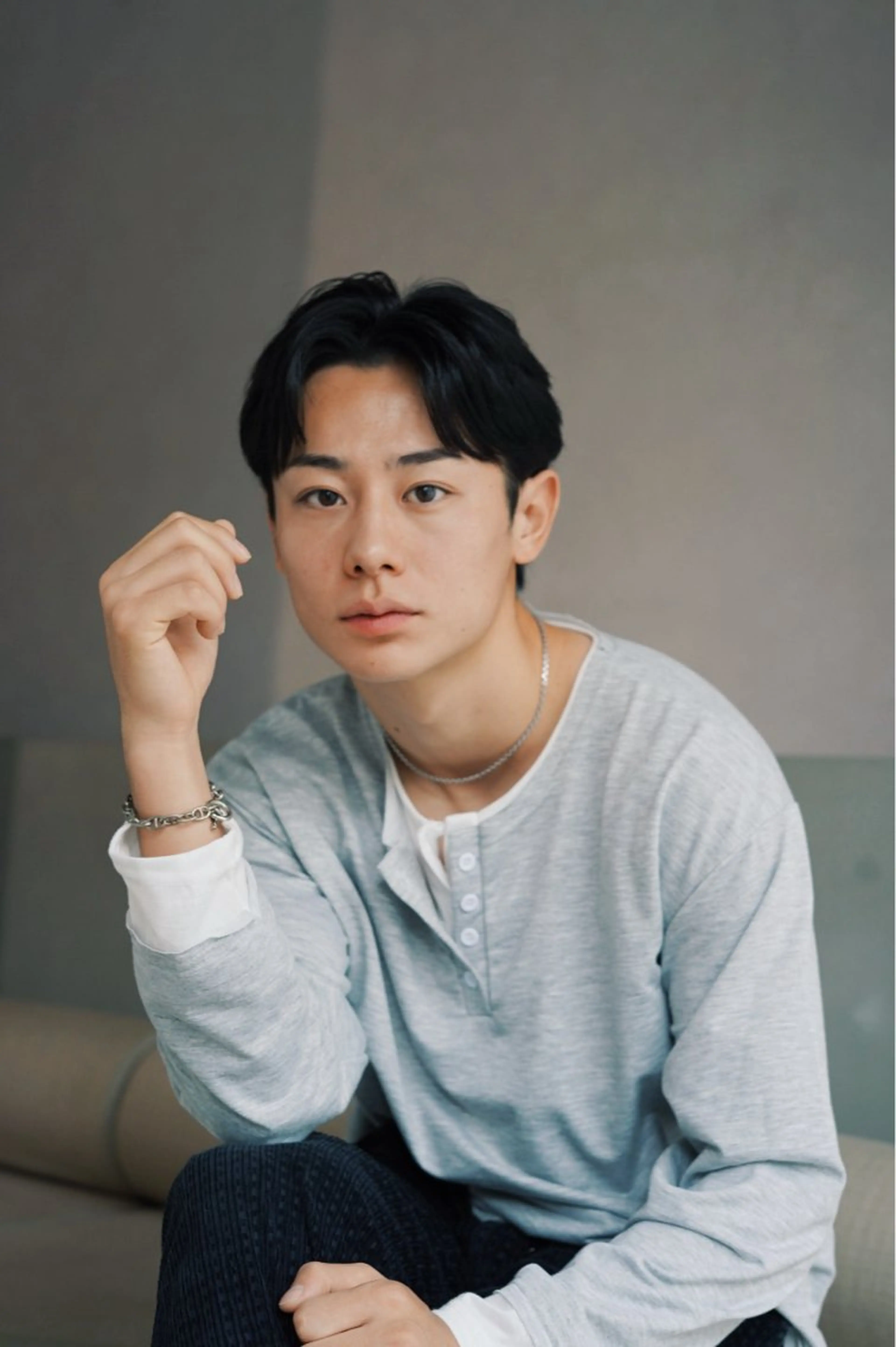 ショート メンズ 渡邊 百咲のヘアスタイル