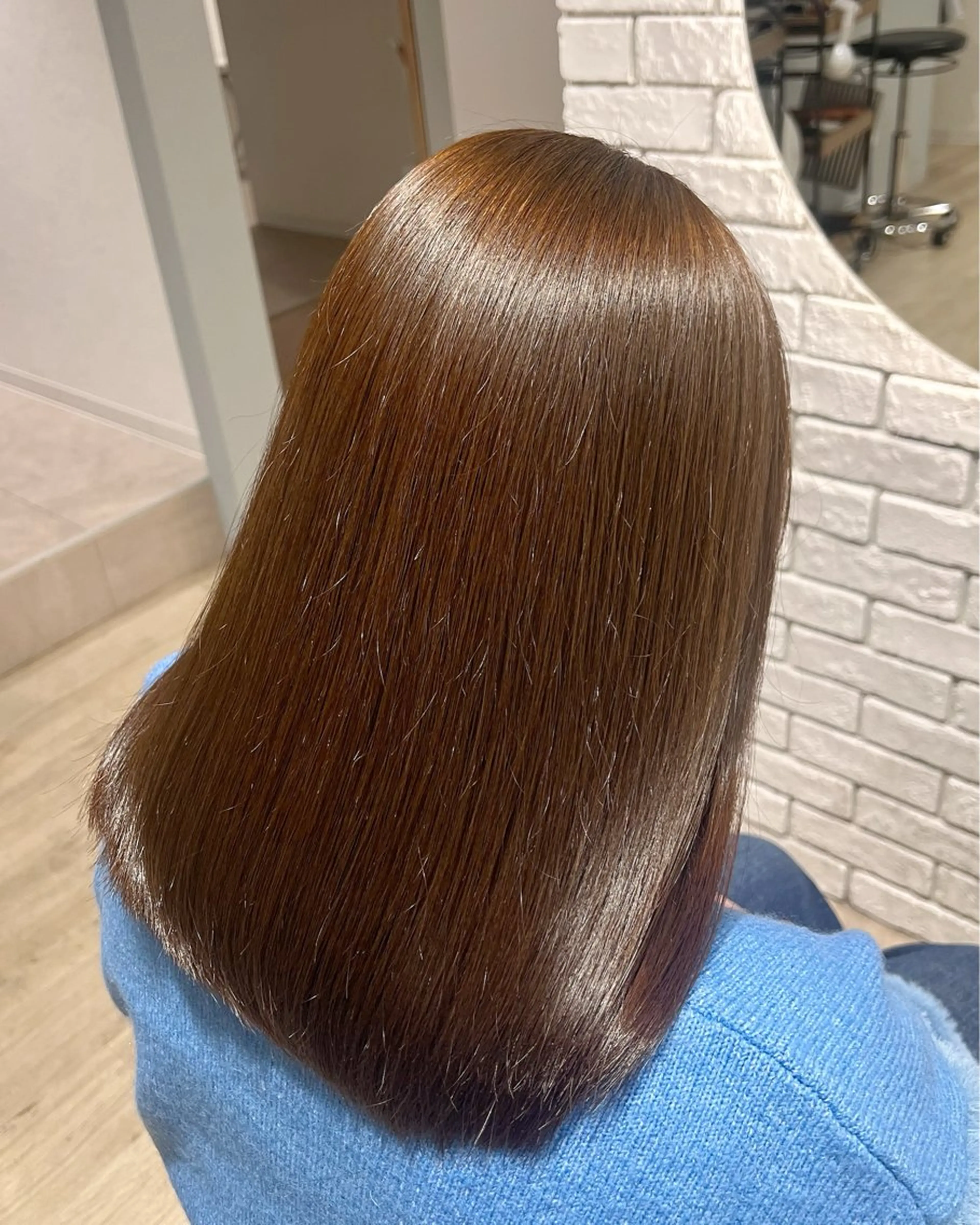 セミロング Lien カレンのヘアスタイル