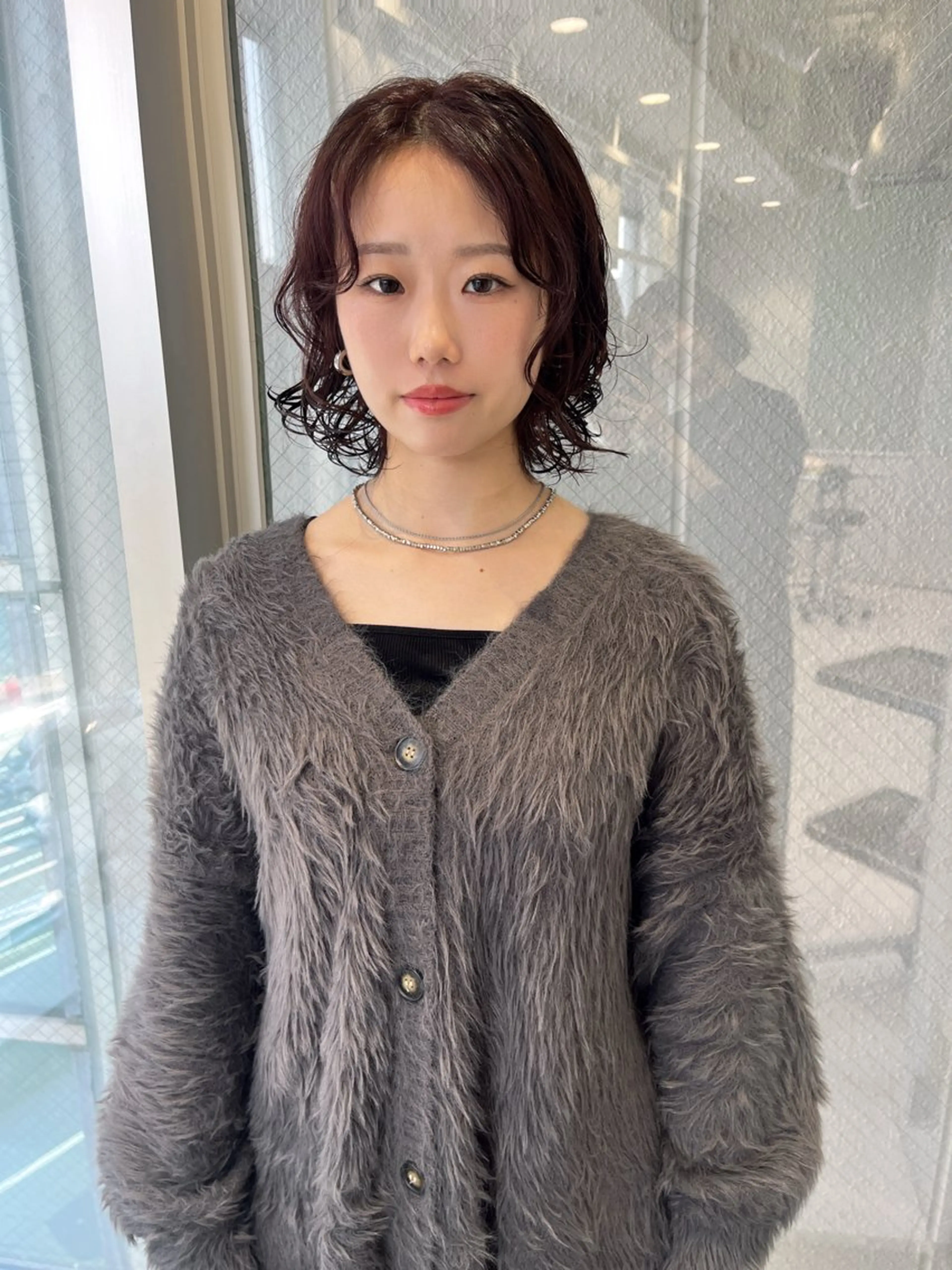 ショート パーマ ウルフカット／吉村 桃子のヘアスタイル