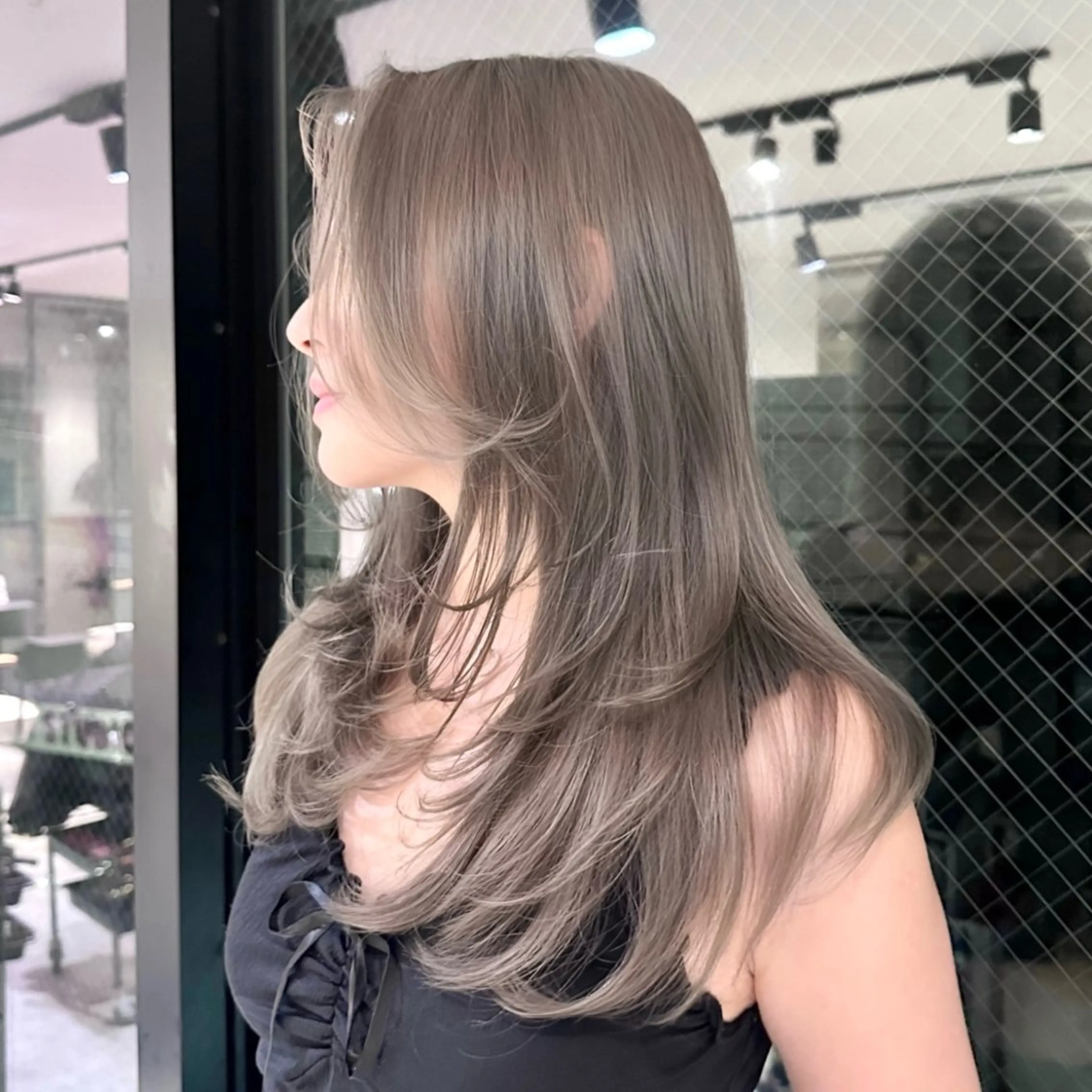 ロング カラー ヒビキ/モテ×愛され /ブリーチ特化のヘアスタイル