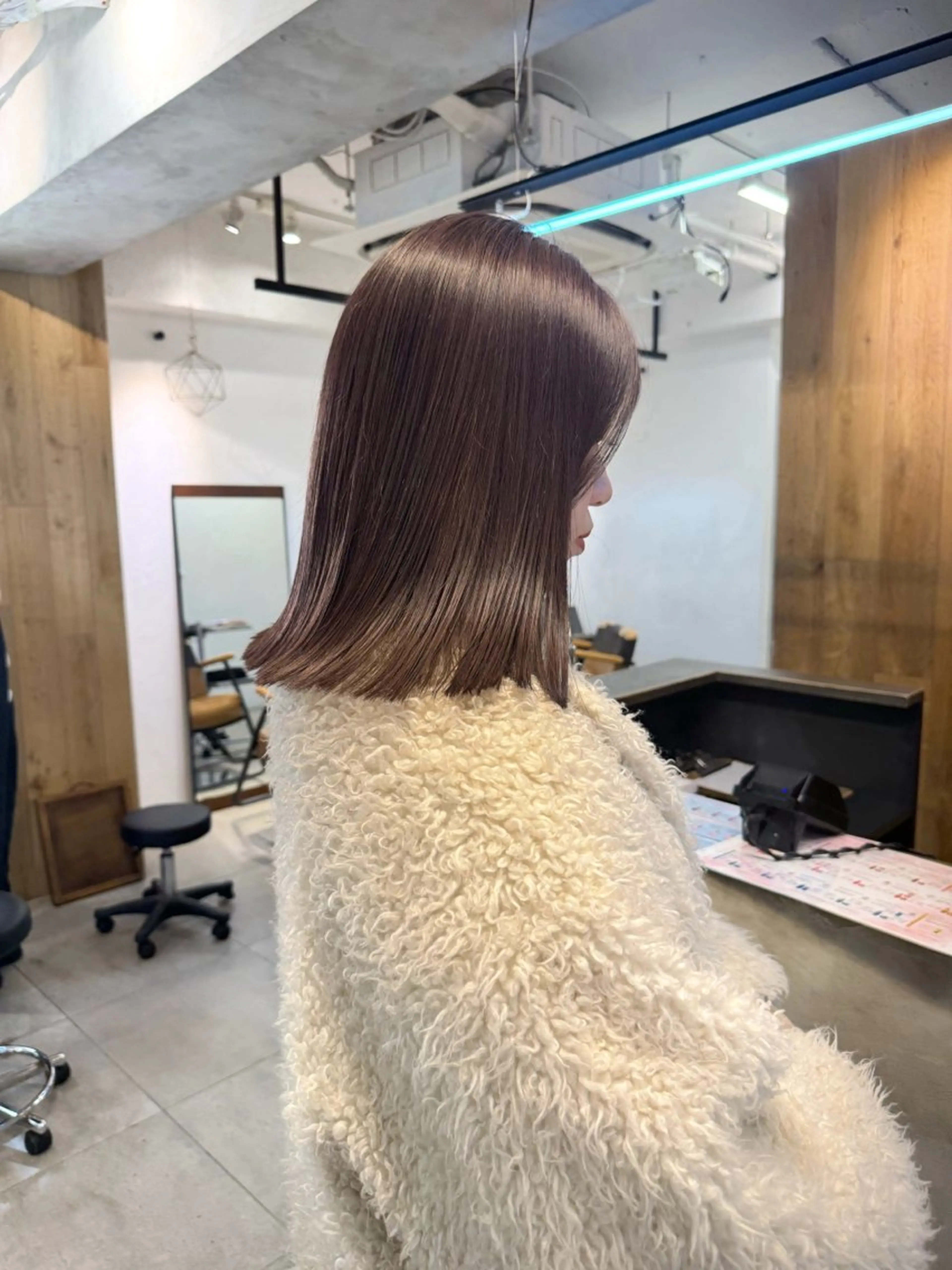 セミロング カラー ベージュカラー カット ヘアカラー トリートメント Lomalia 🤍🫧/makoのマツエク・マツパデザイン
