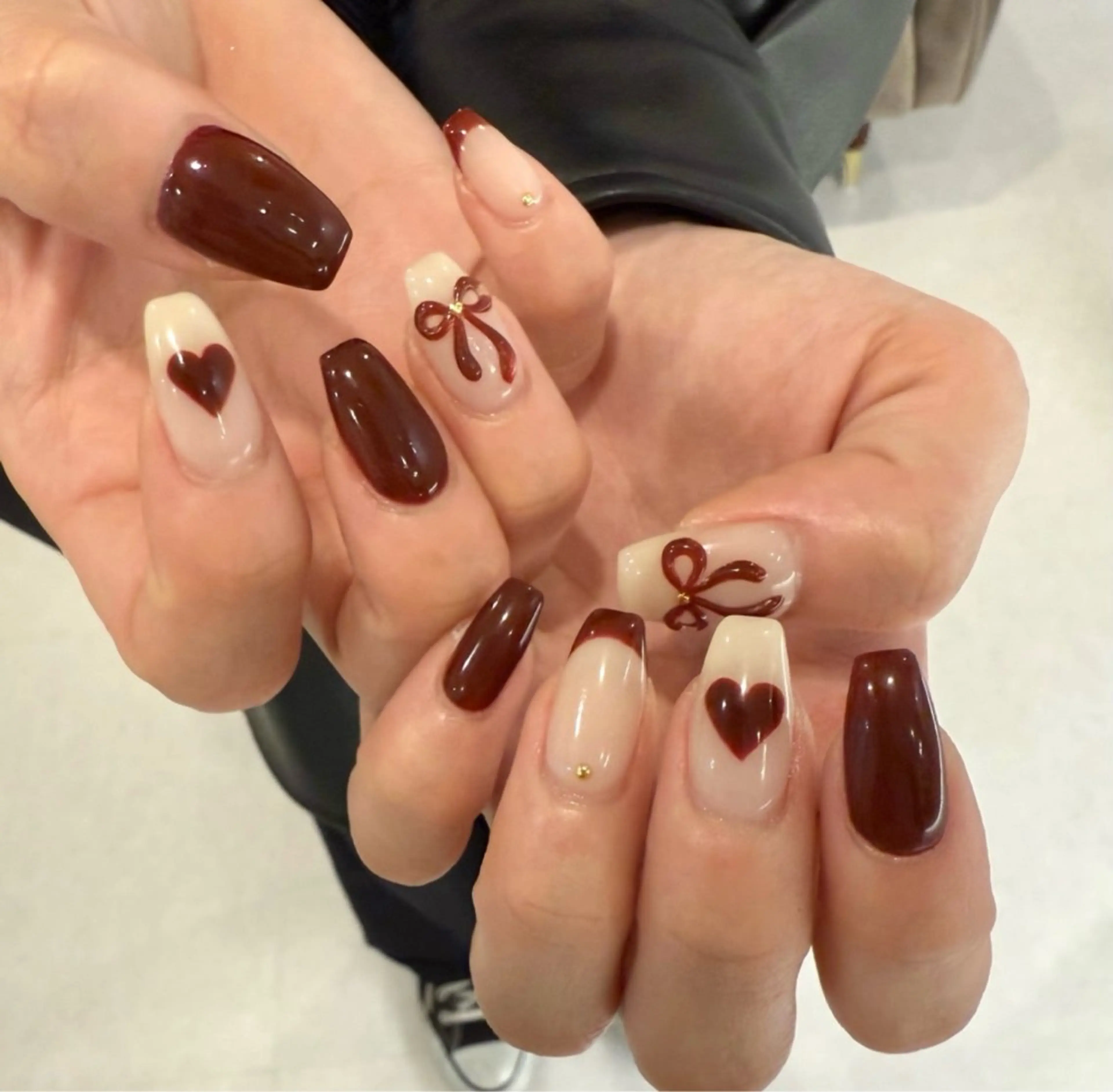 ショート ハンドネイル ハンドケア Pio Mielのネイルデザイン