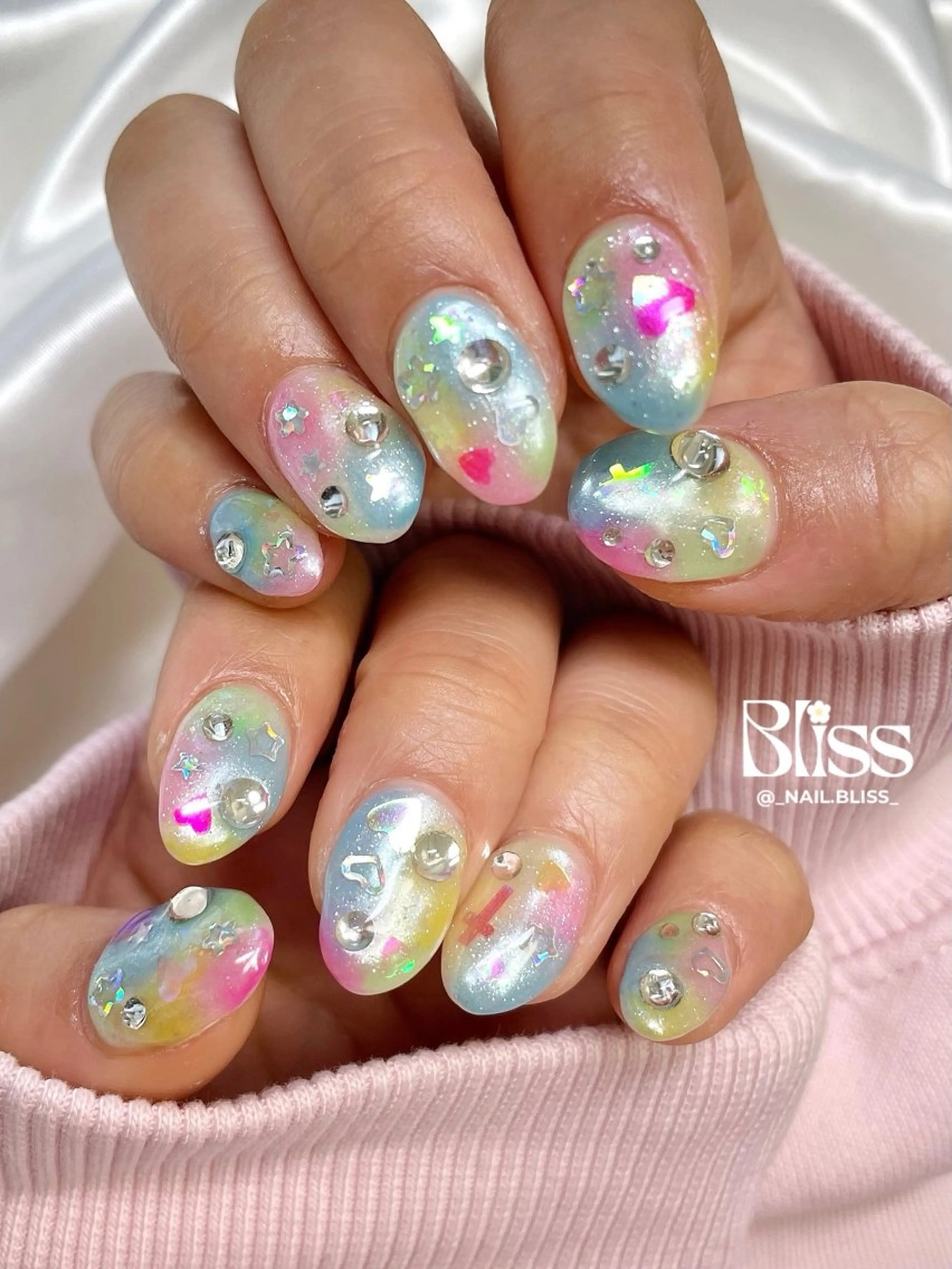 ネイル 氷ネイル・うるうるネイル 持ち込み ハンドネイル NAIL BLISSのネイルデザイン