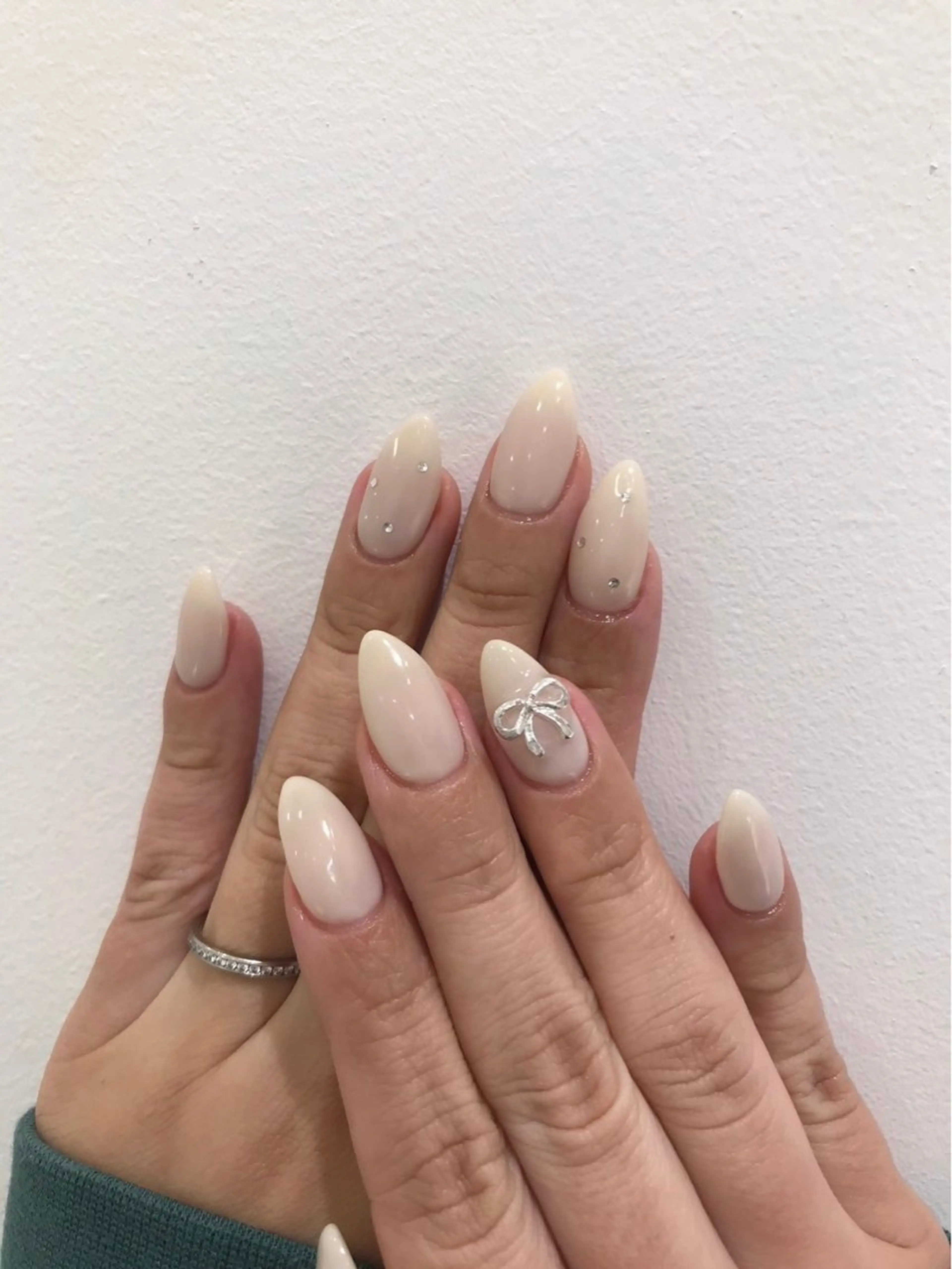 ネイル ハンドネイル risol. NAILのネイルデザイン