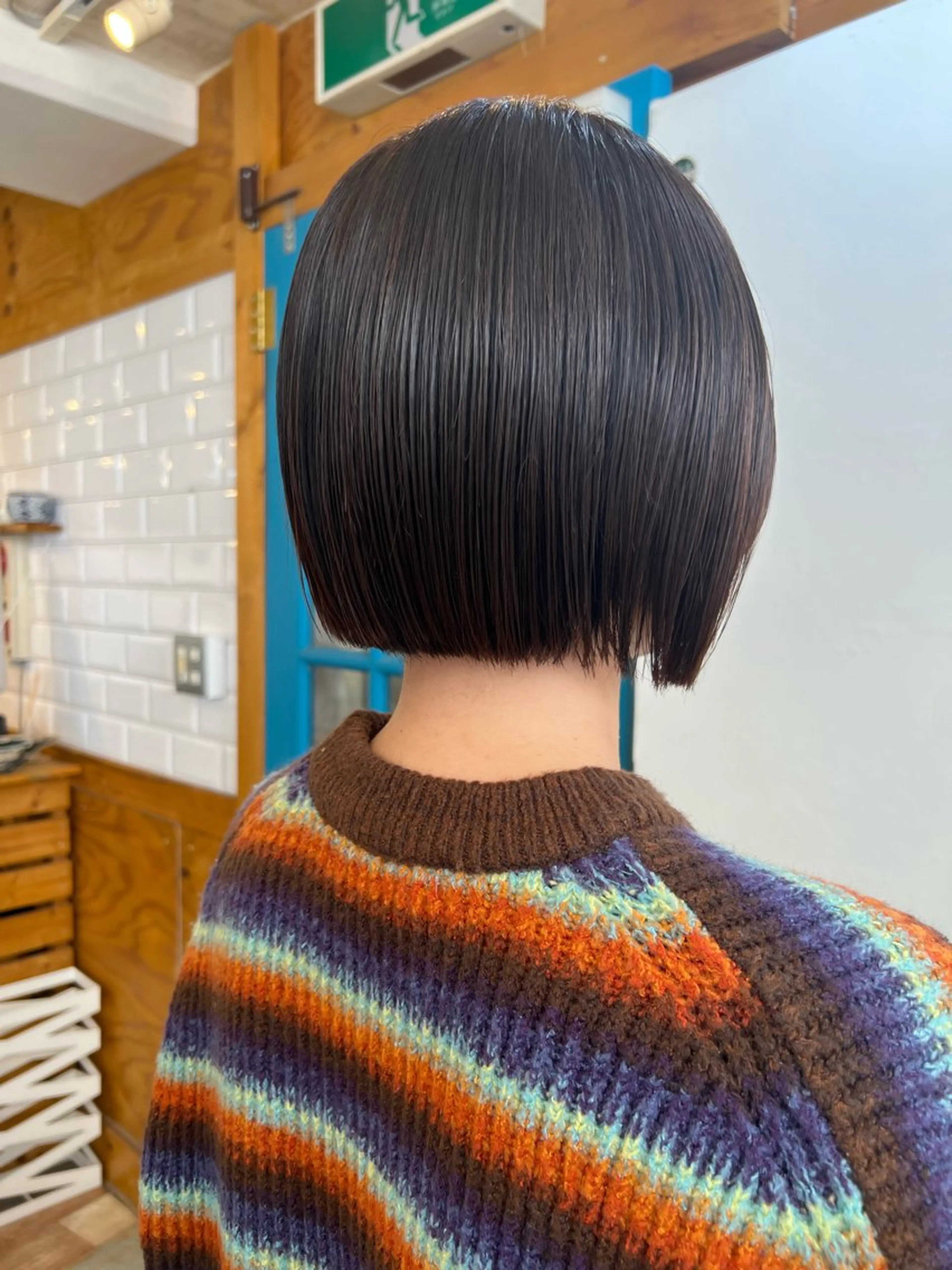 ショート カラー デザインカラー イヤリングカラー ハイライトカラー ボブ 顔周りカット KANA/ボブ/ インナーカラー/艶髪のヘアスタイル