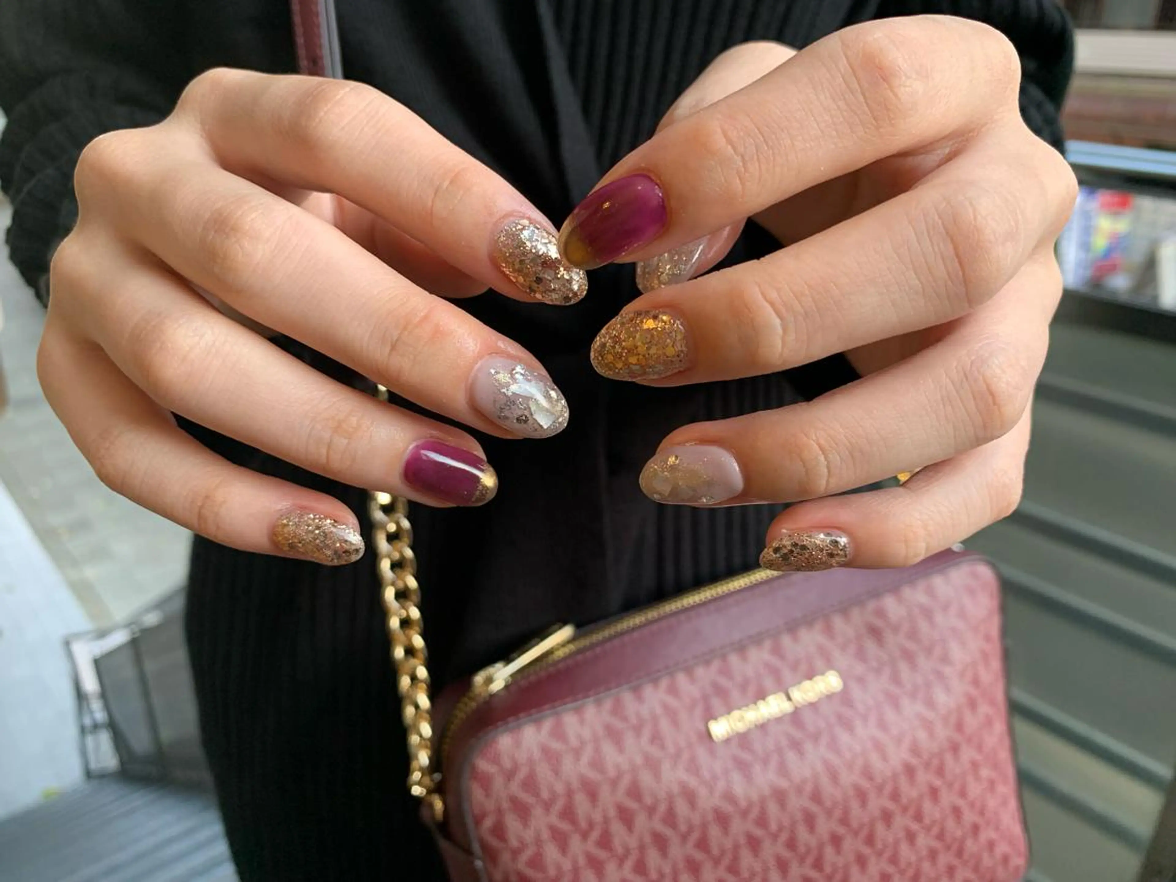 ネイル キラキラネイル 持ち込み マキノ ユイのネイルデザイン