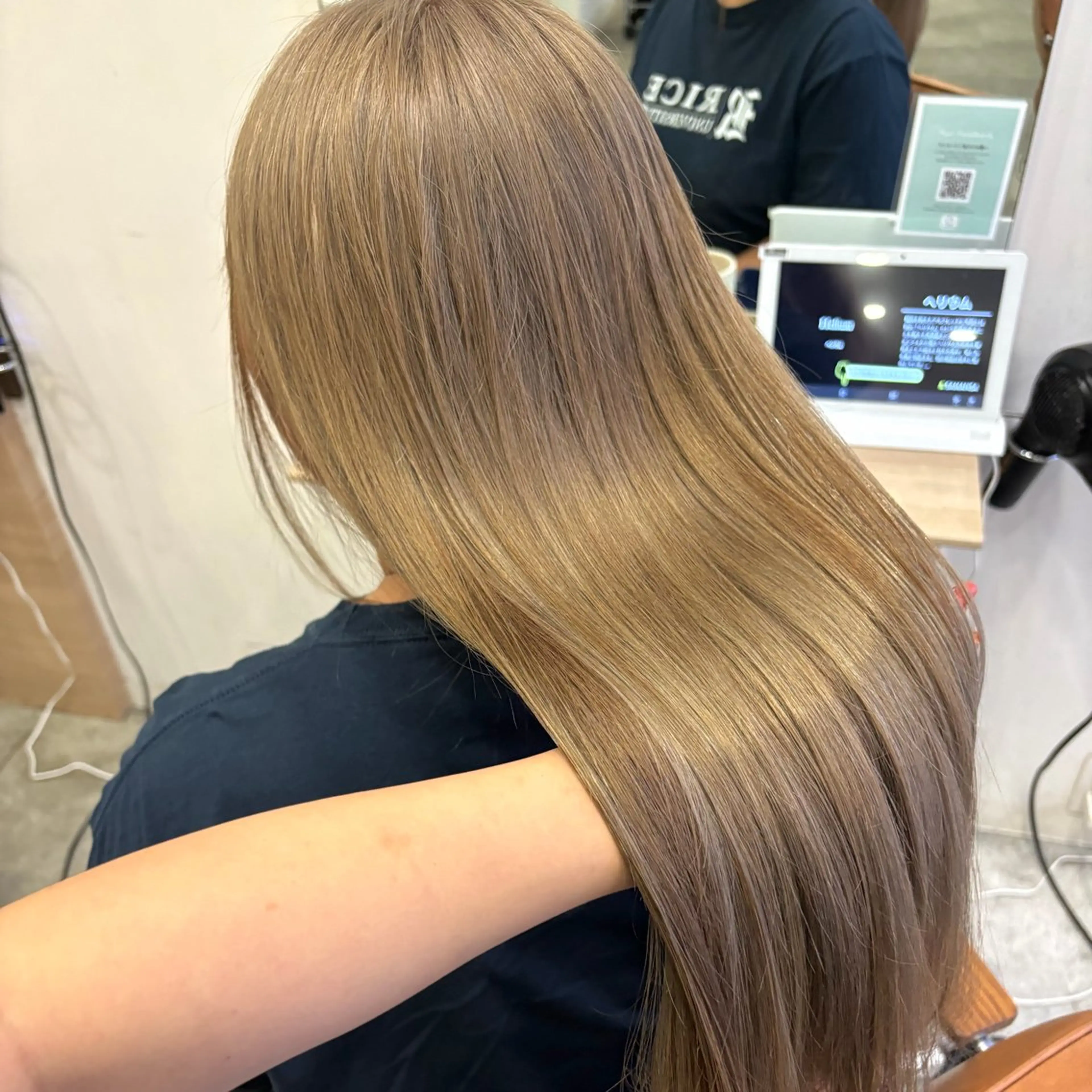 ロング カラー カット ヘアカラー トリートメント うる艶カラー/ レイヤー/アスカのヘアスタイル