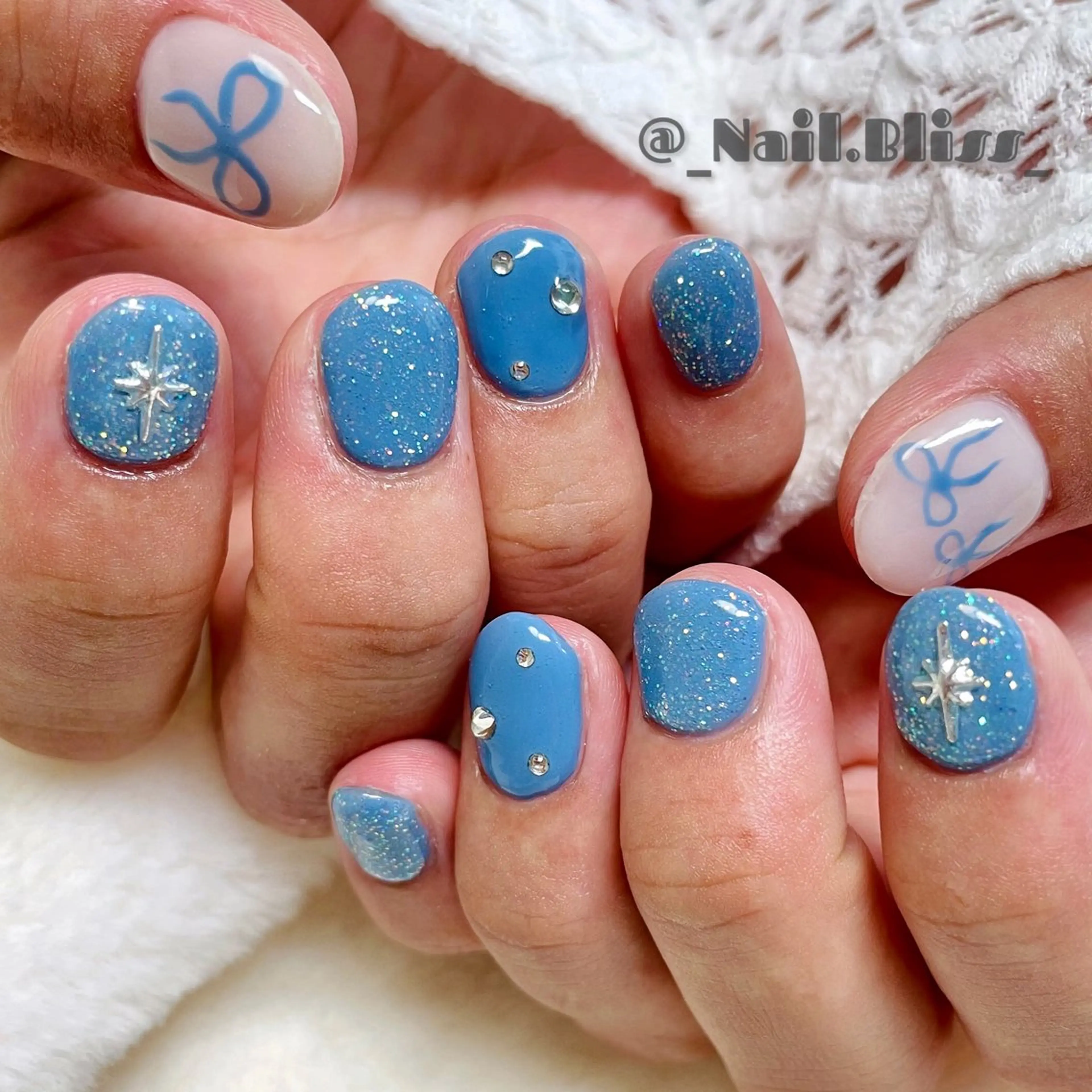 ネイル リボン ハンドネイル NAIL BLISSのネイルデザイン