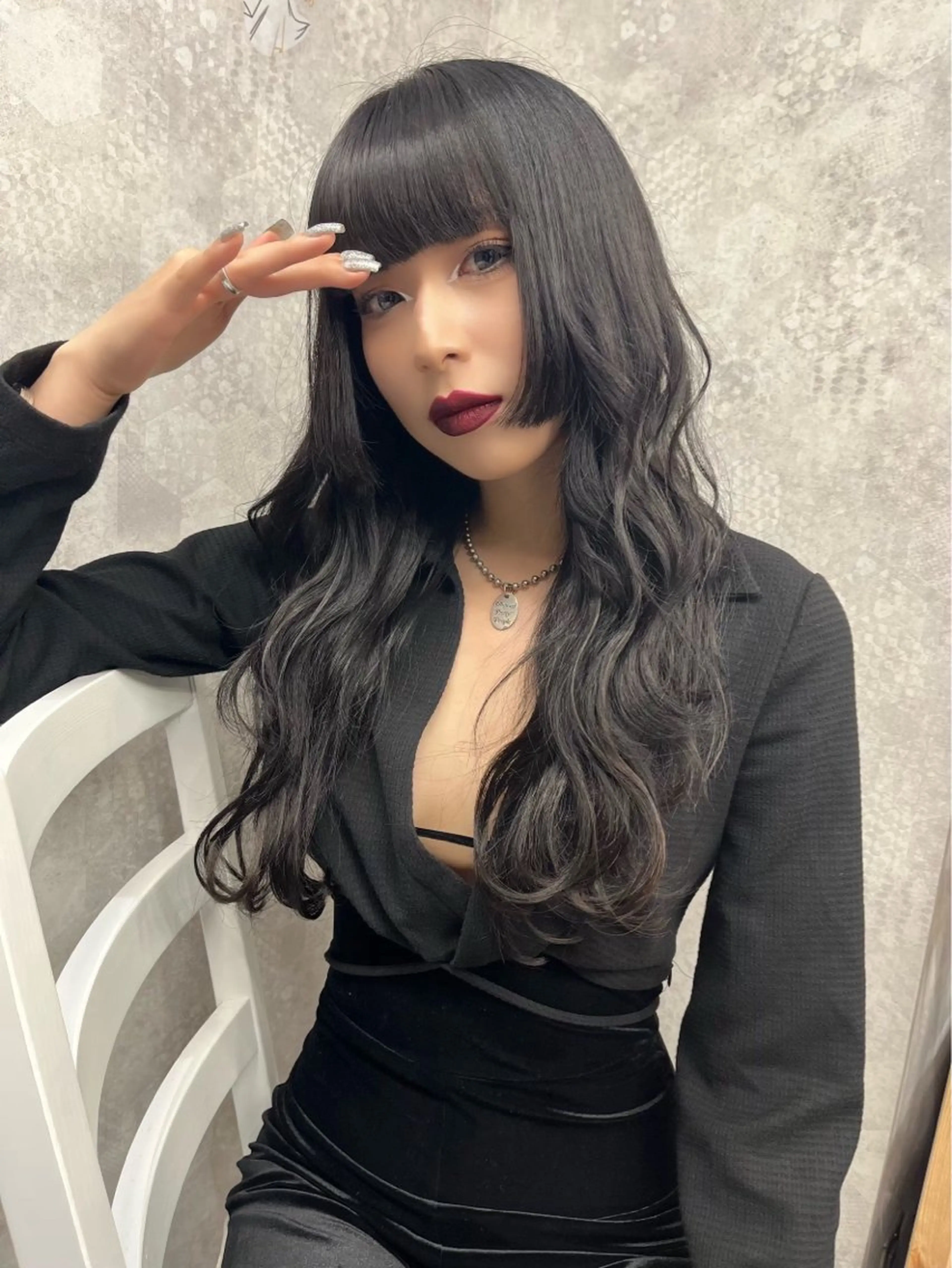 ロング カラー ヘアアレンジ 黒髪 ブリーチ ブルーカラー ブルーブラック 透明感カラー ハイトーン/透明感 髪質改善/rinaのヘアスタイル