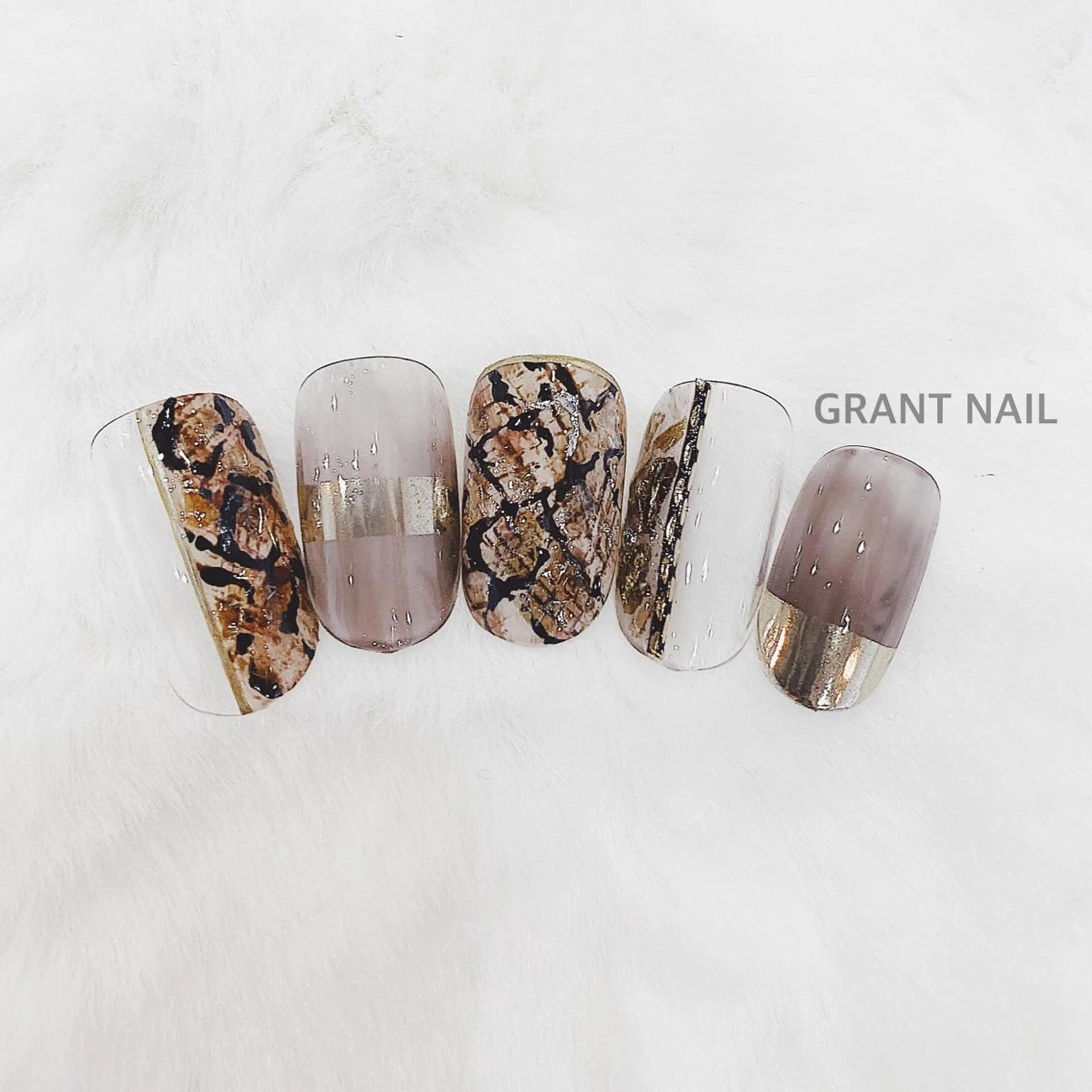 ネイル アートネイル クリアネイル ジェルネイル ニュアンスネイル GRANT NAIL 岩出店のネイルデザイン