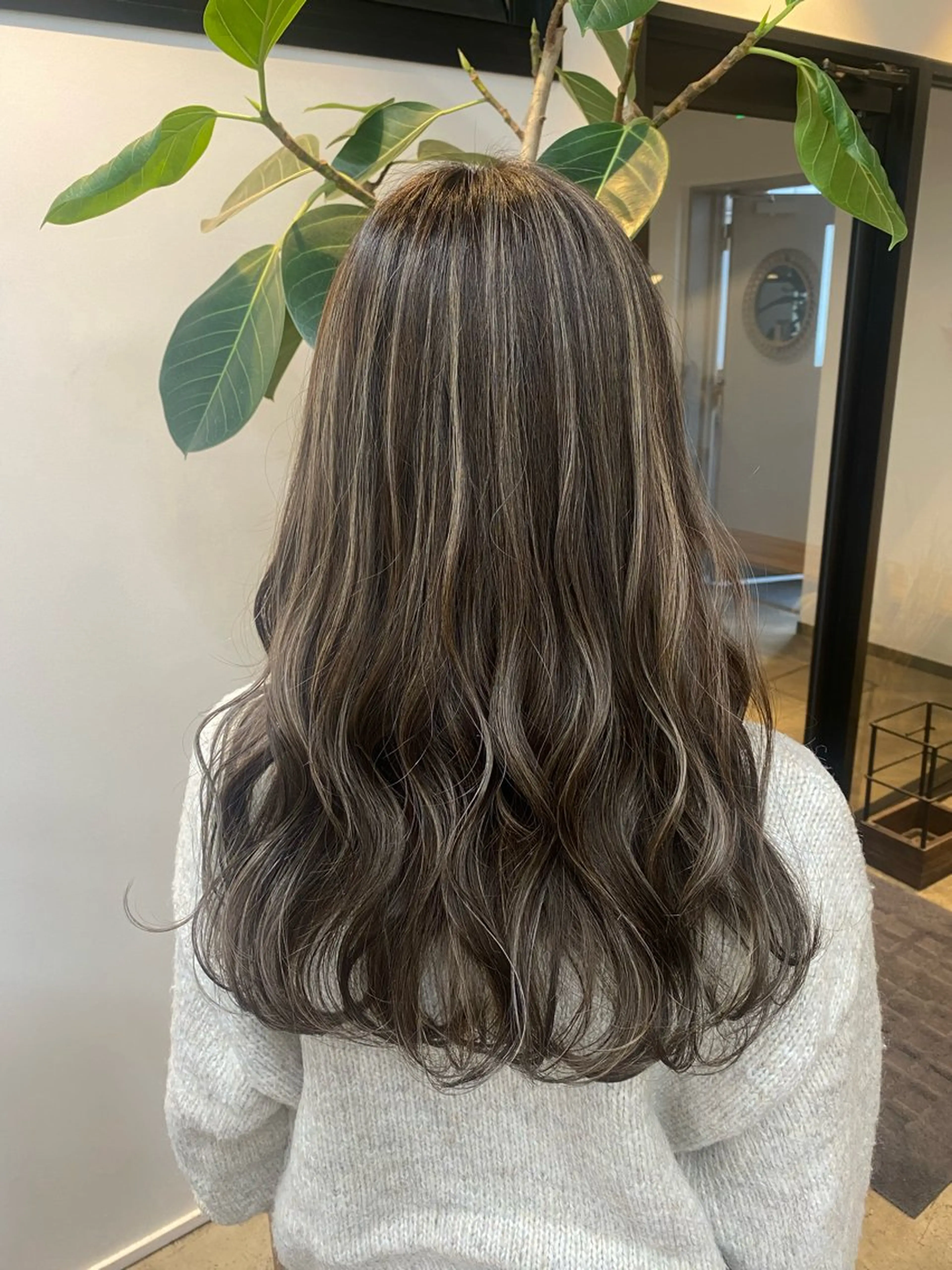ロング カラー 🌼ハイライト透明感 🌼maiのヘアスタイル