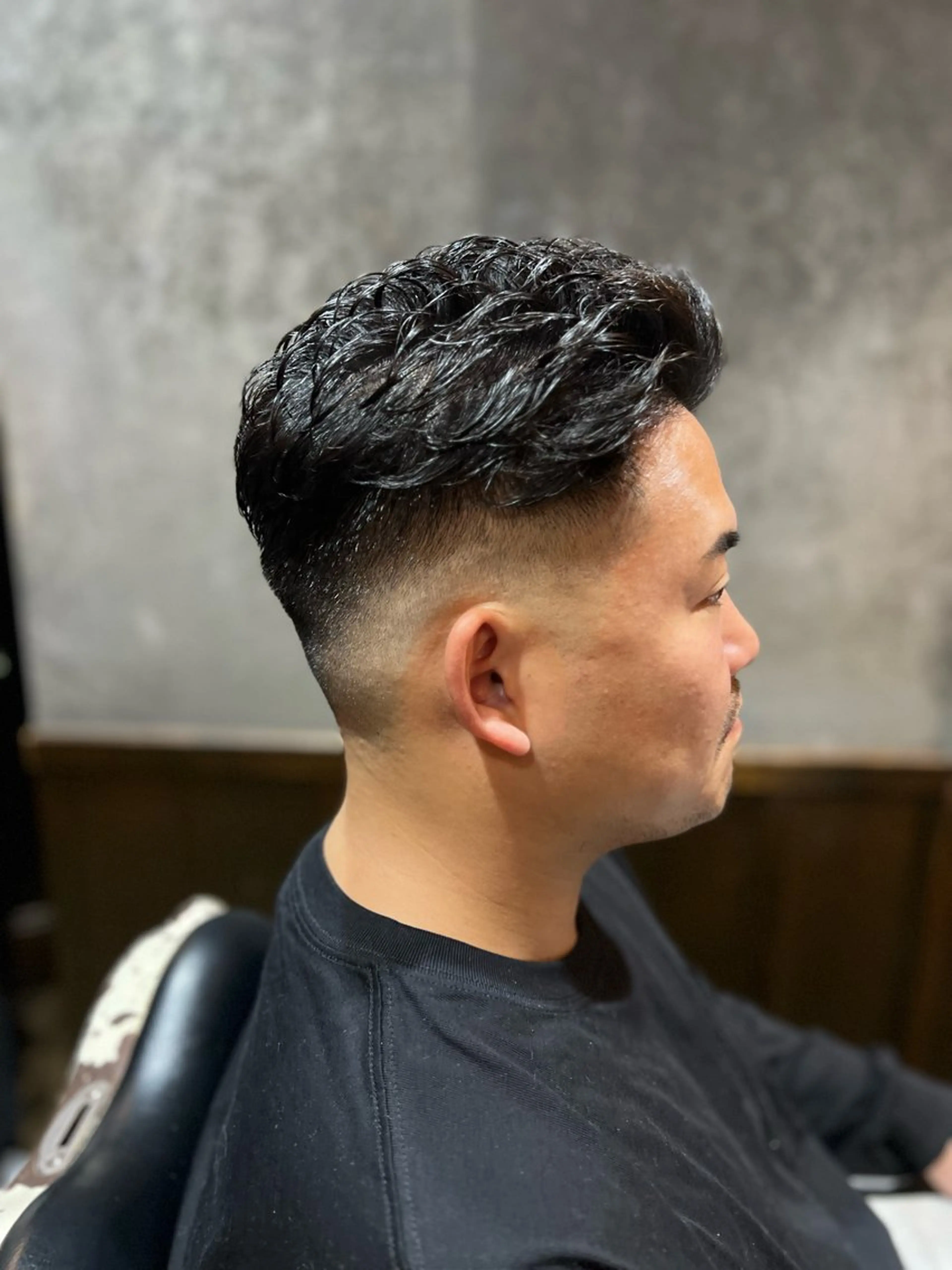 ショート パーマ メンズ 大久保 竣太のヘアスタイル