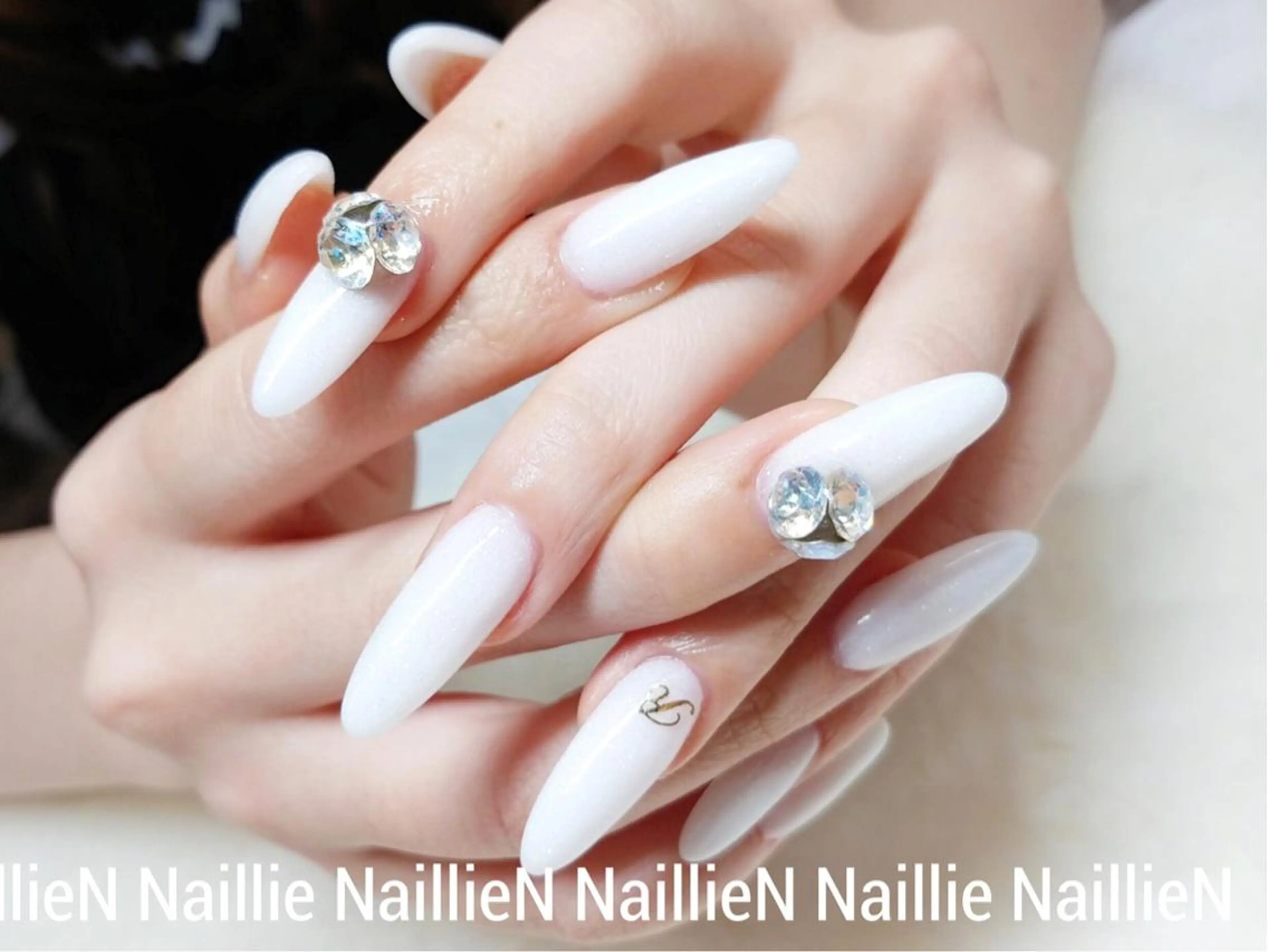 ネイル ワンカラーネイル ホワイト ハンドネイル Nail lieNのネイルデザイン