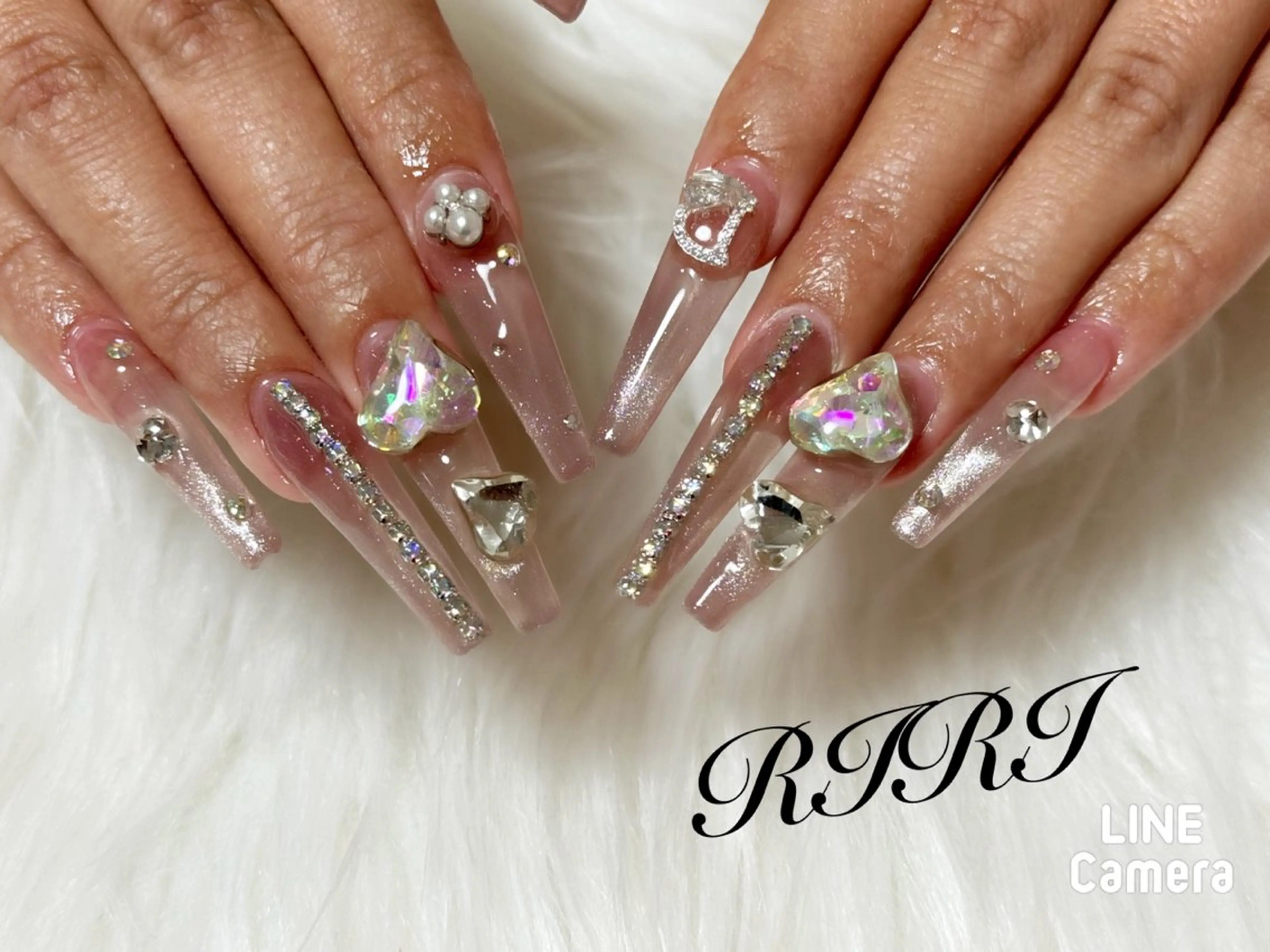 ネイル ジェルネイル ハート キラキラネイル 韓国ネイル ラメ(グリッター) riri オーナーのネイルデザイン