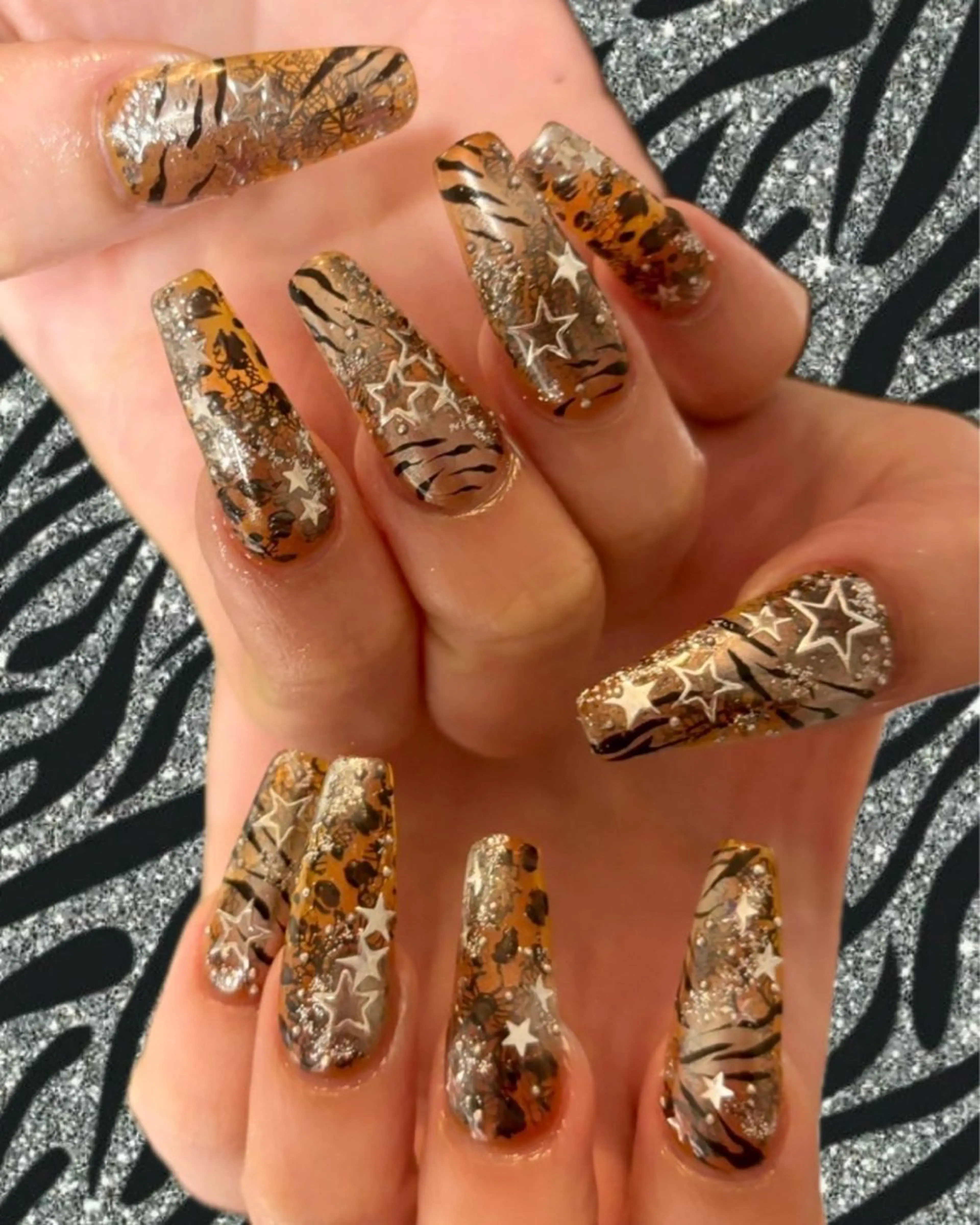 ネイル 2 MeNail 個性派ネイル🦄のネイルデザイン